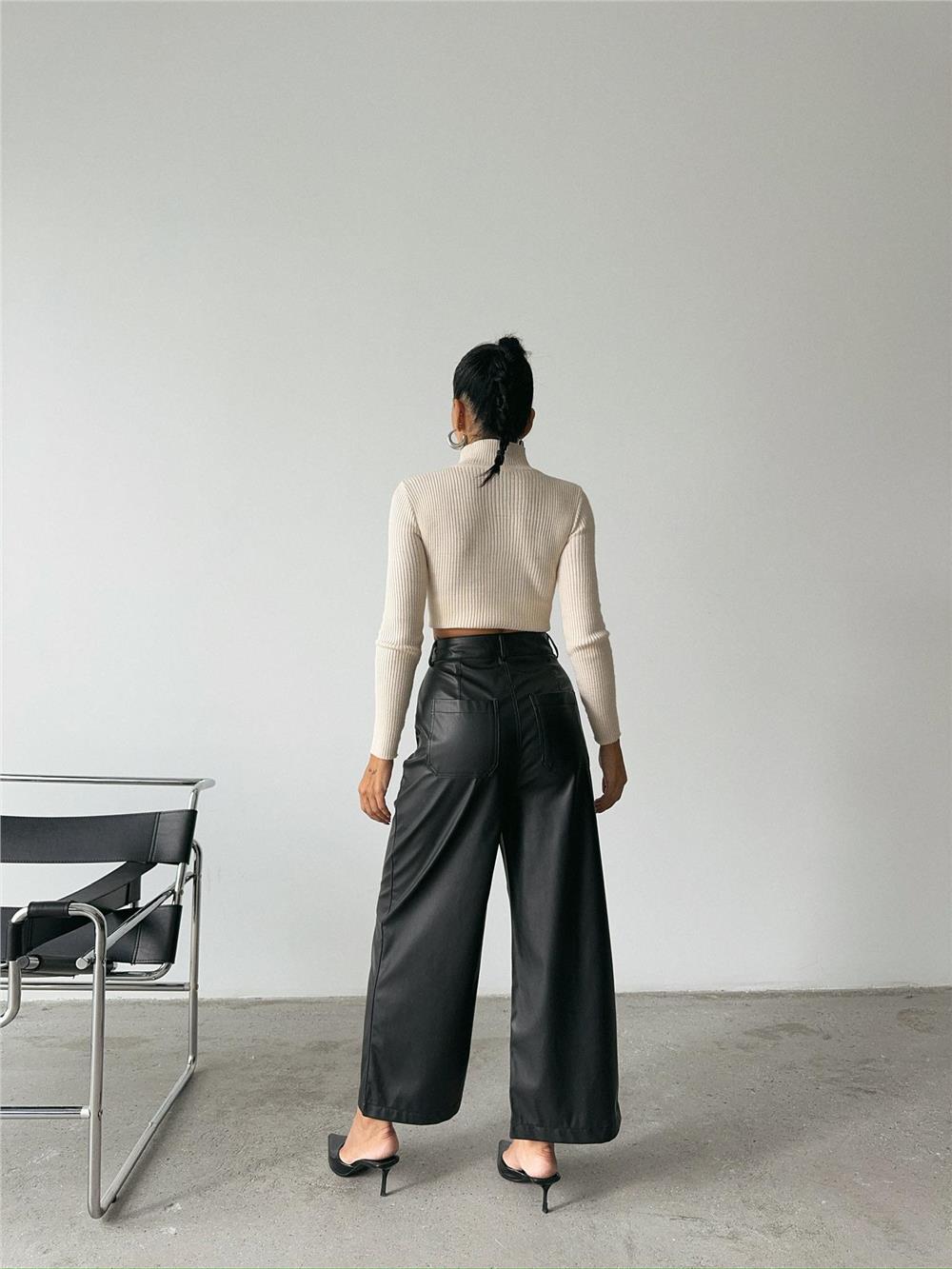 ÖN CEP DETAYLI DERİ PANTOLON - Siyah