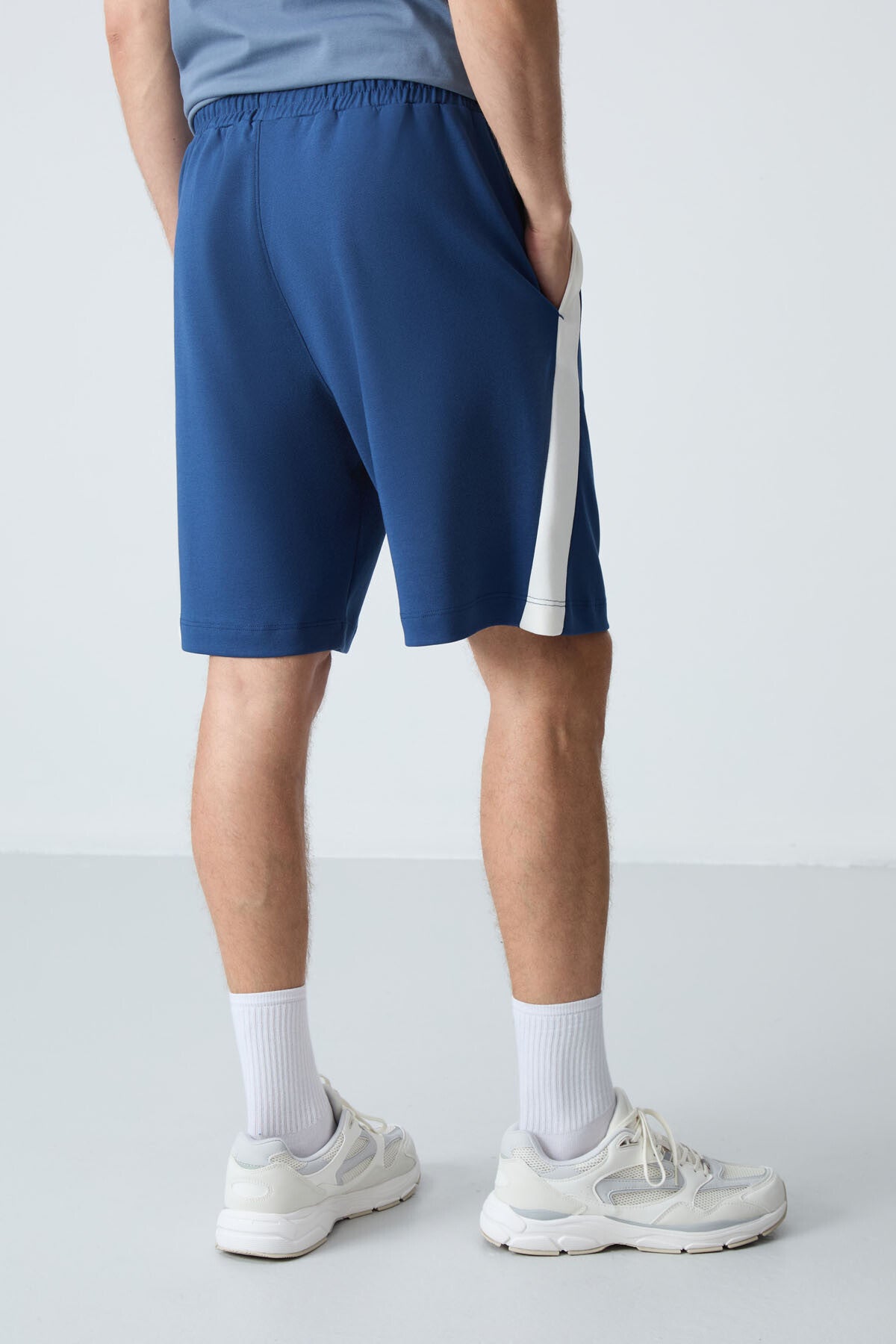 Parlament Pamuklu Kalın Yumuşak Dokulu Standart Fit Basic Erkek Şort - 81280