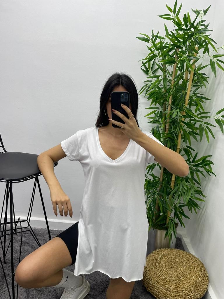 Yırtmaçlı Uzun T-Shirt