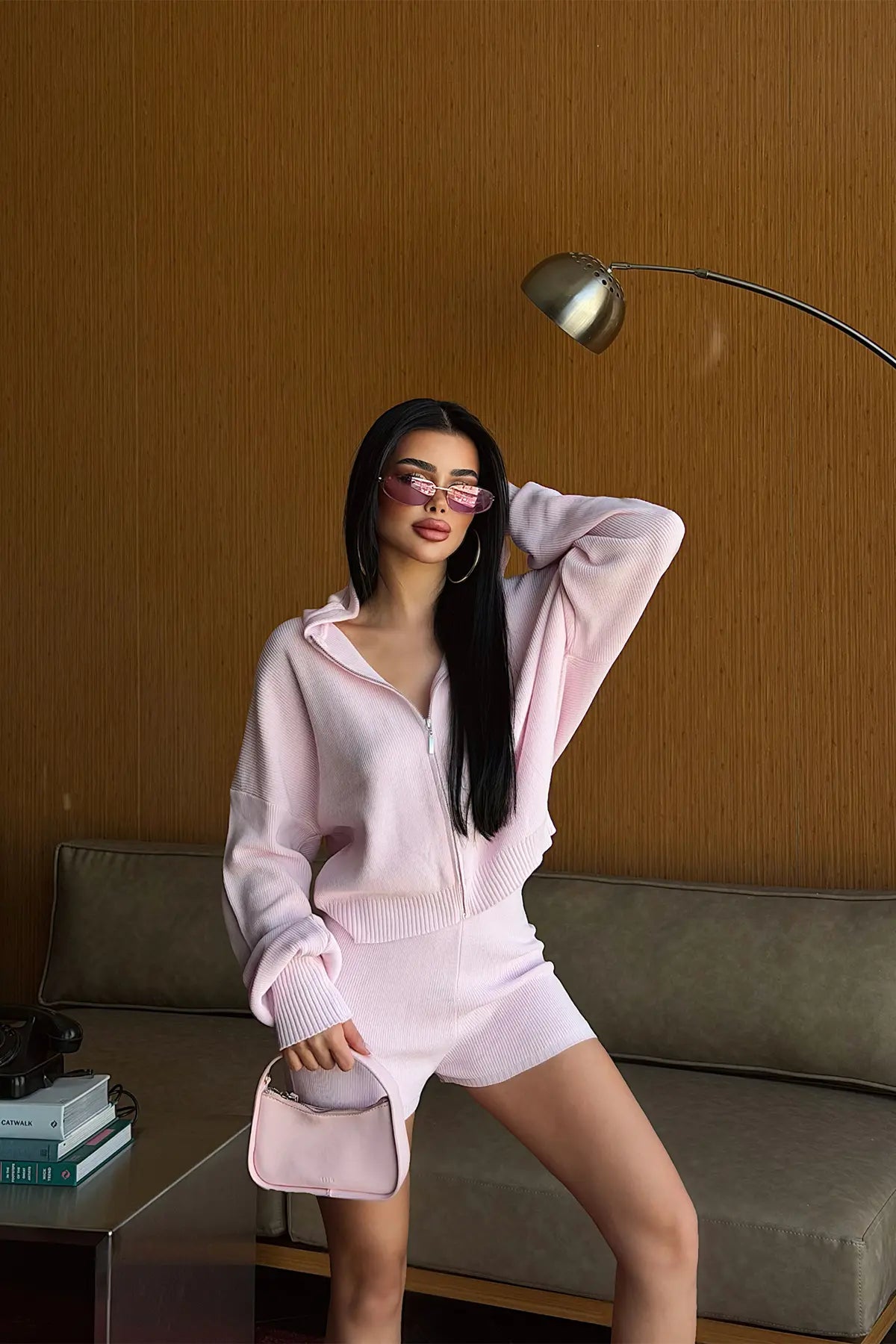 Pembe Şortlu Takım