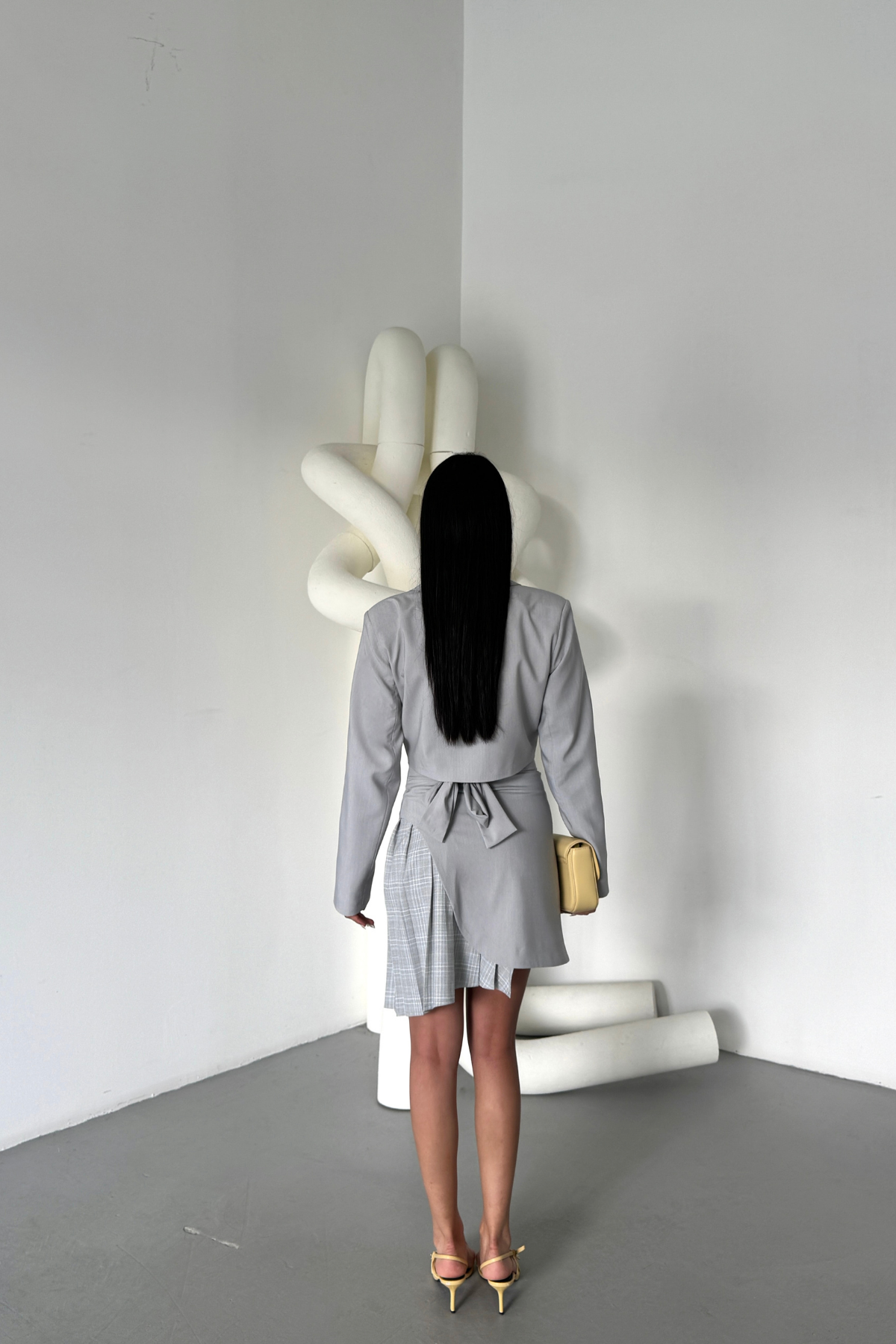 POLYVİSKON CROP CEKET - EKOSE PİLE DETAYLI ETEK TAKIM - Gri