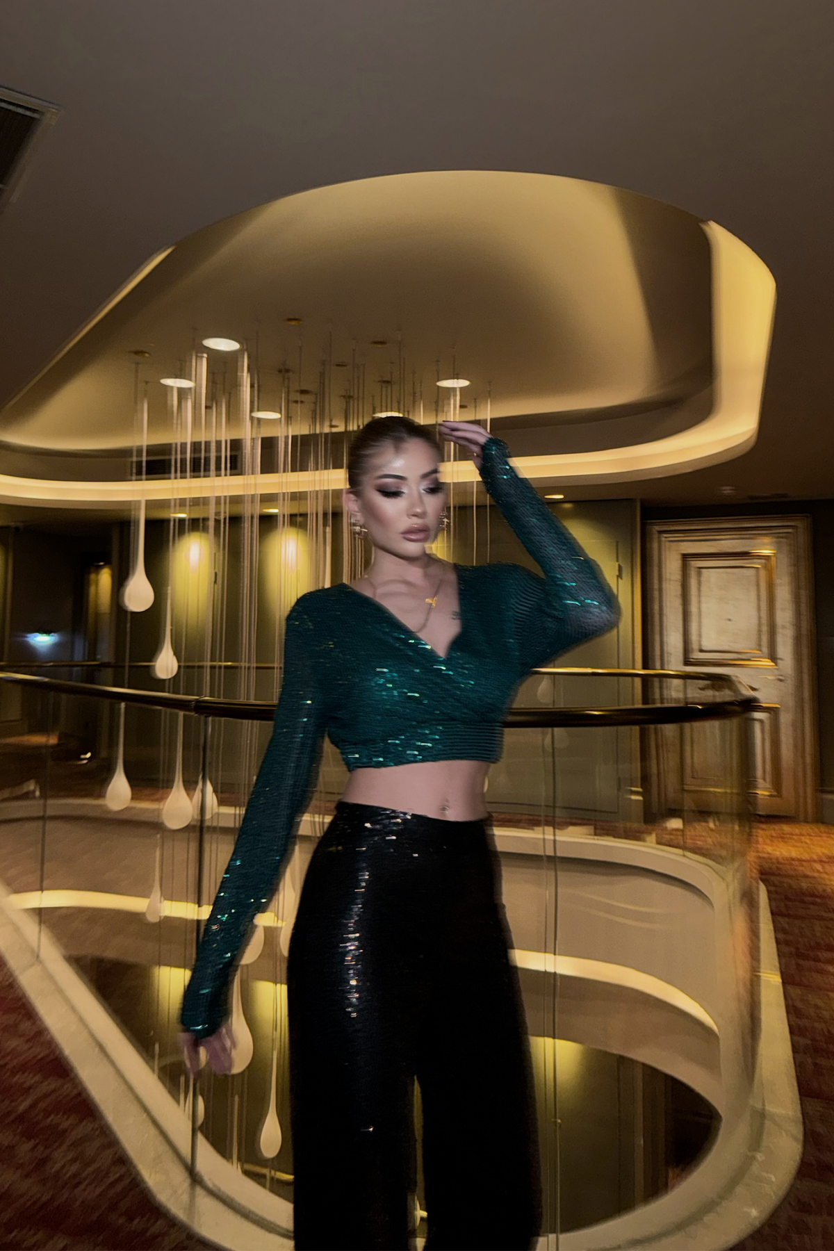 PULLU CROP KRUVAZE BLUZ - Zümrüt