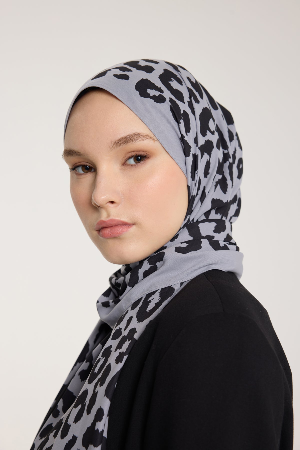 Pure Tone Şal - Leopar Desen - Gümüş - Siyah