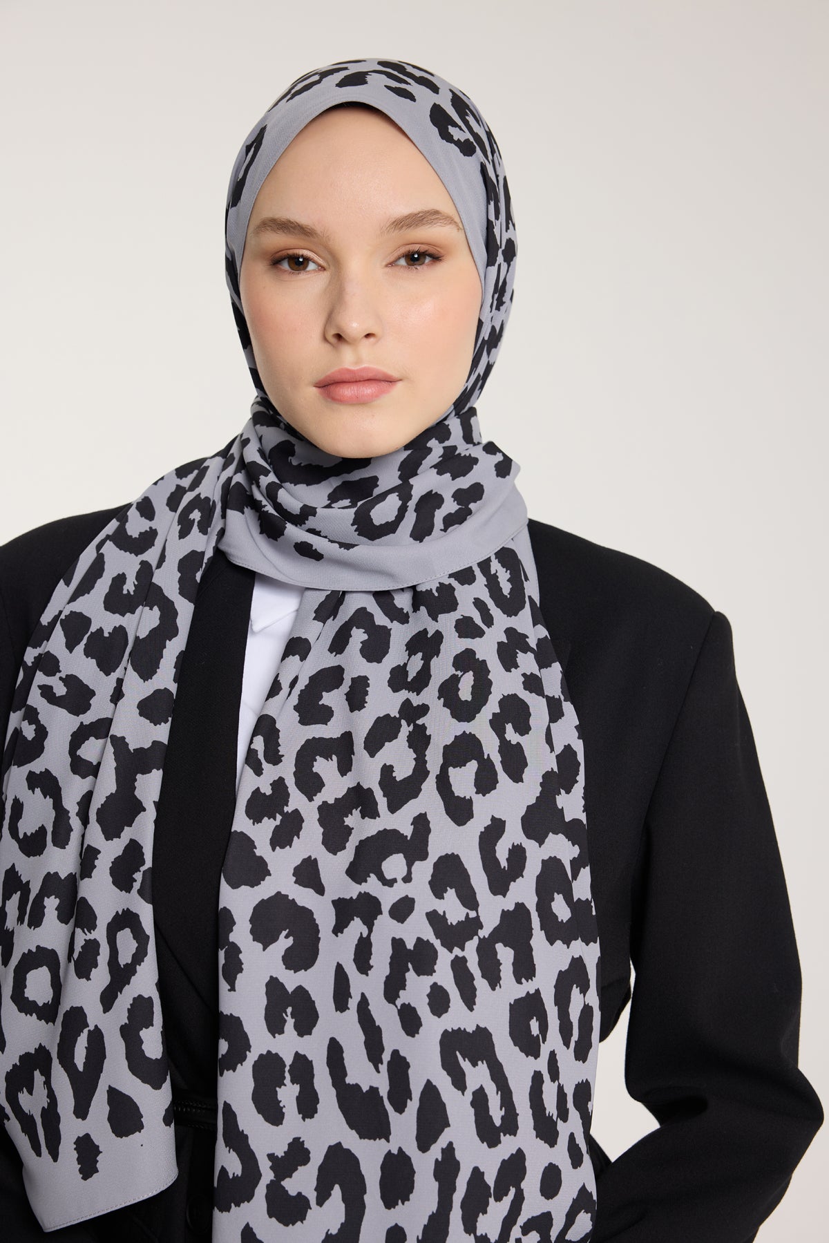 Pure Tone Şal - Leopar Desen - Gümüş - Siyah