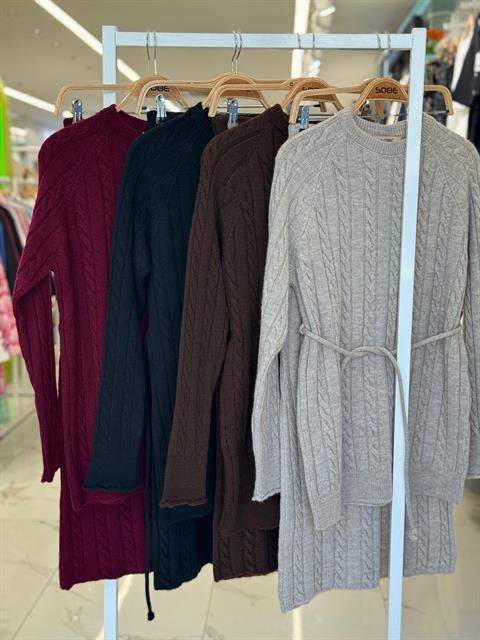 Saç Örgü Desenli Kuşaklı Triko Takım 10218