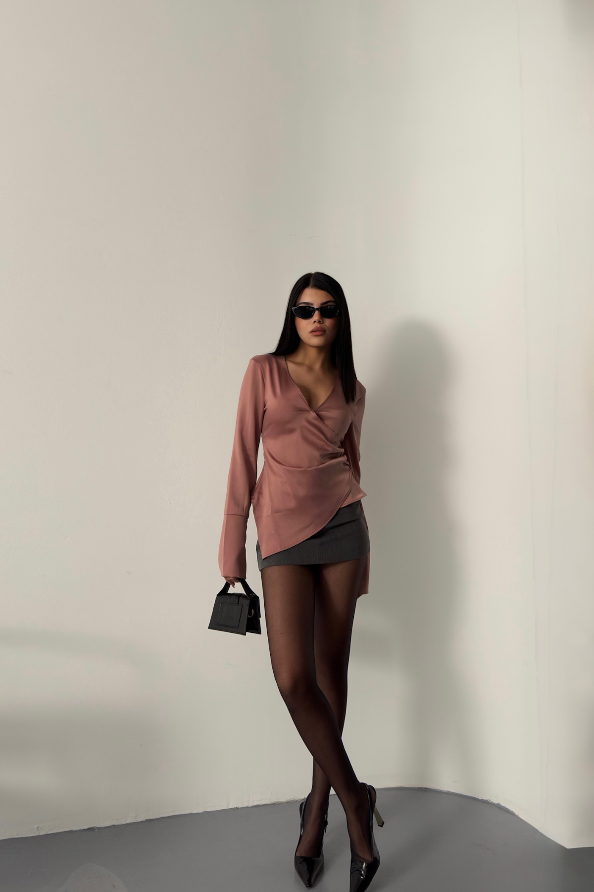 SATEN ANVELOP BLUZ MANŞET KOL - Pudra