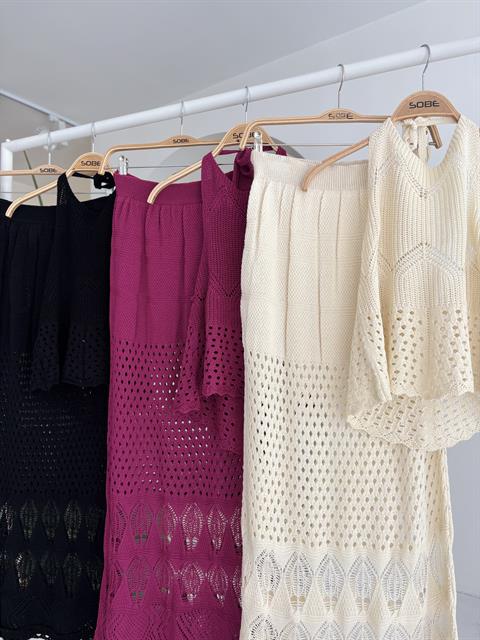 Sırt Dekolteli Ajurlu Takım 10083-025