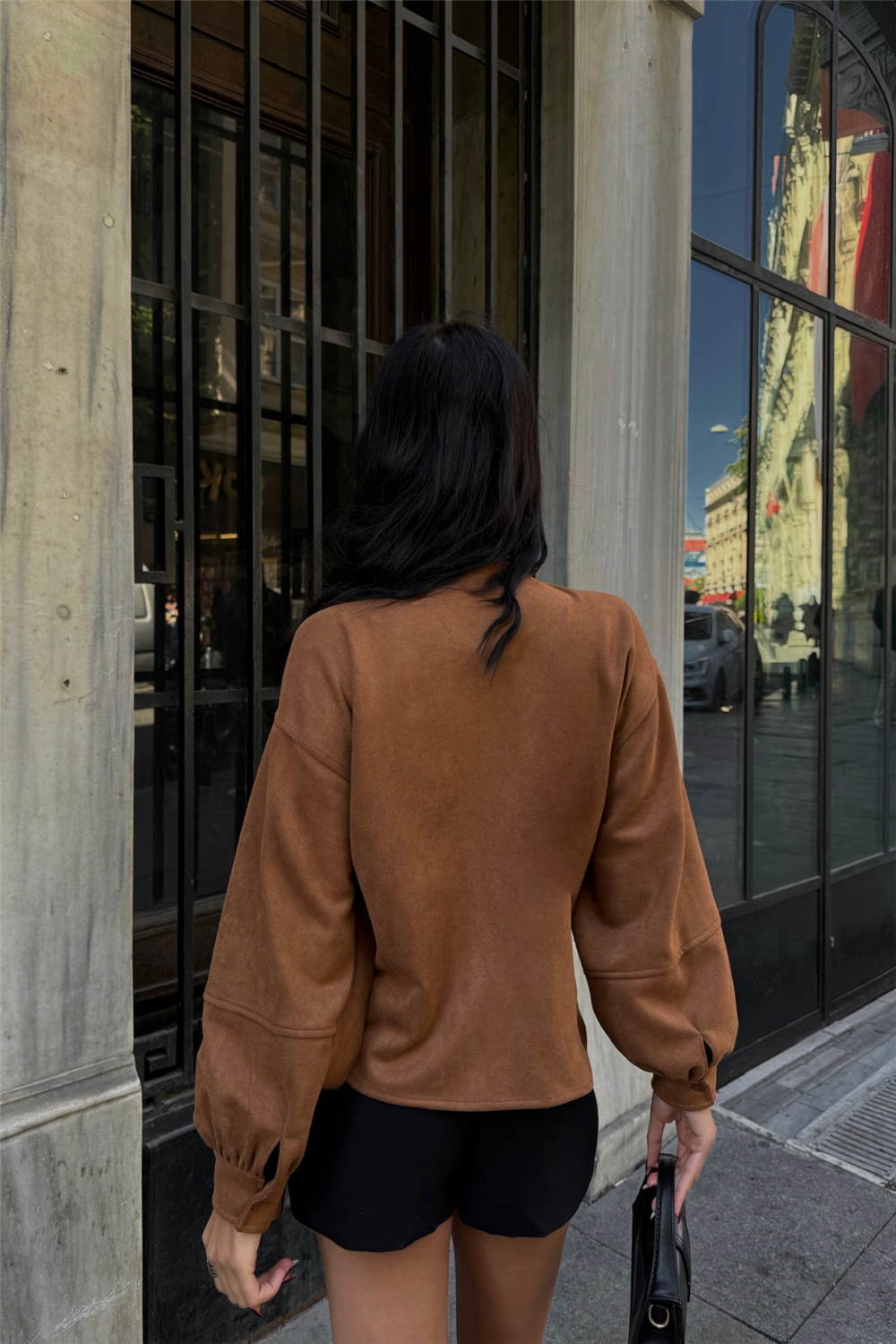 SÜET KRUVAZE BLUZ BAĞLAMA DETAYLI - Taba