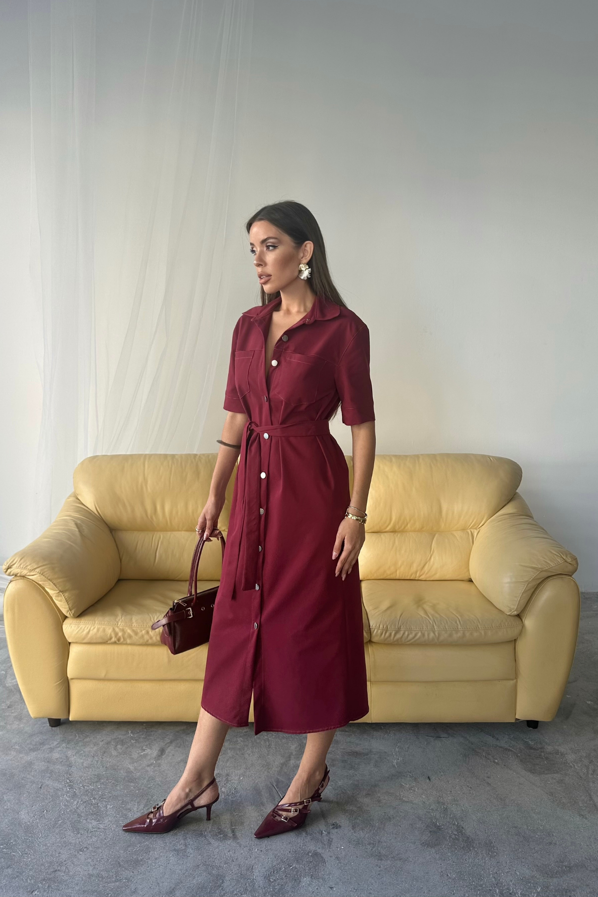 TENCEL ÖNDEN DÜĞMELİ KISA KOL ELBİSE - Bordo
