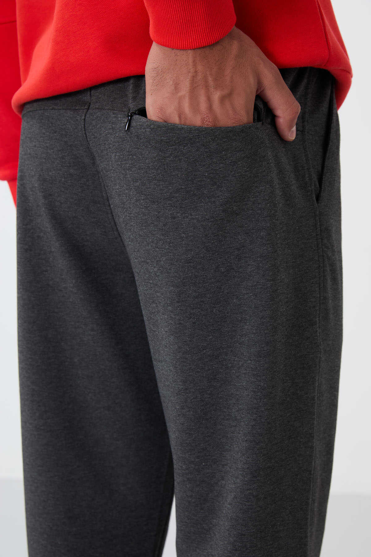 Tommylife Toptan Siyah Bağcıklı Cepli Standart Kalıp Klasik Paça Erkek Eşofman Alt - 84682