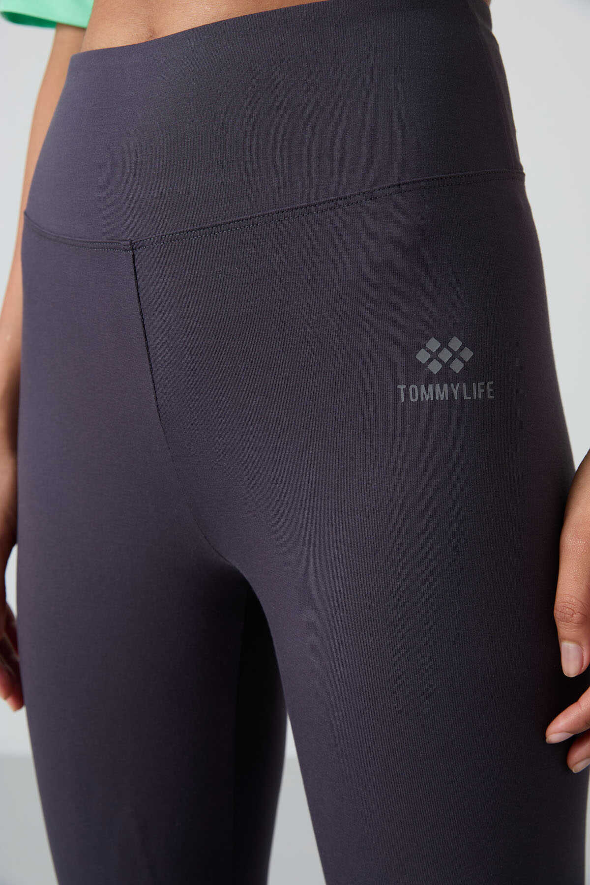 Tommylife Wholesale Anthracite High-Waist Shaping Slim Fit Skinny Leg Women's Leggings - 94011