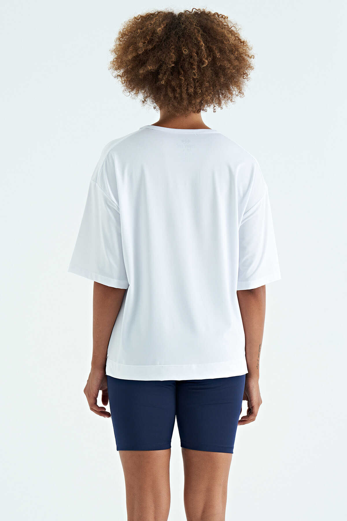 Tommylife Toptan Siyah O Yaka Baskı Detaylı Oversize Kısa Kol Kadın T-Shirt - 97263