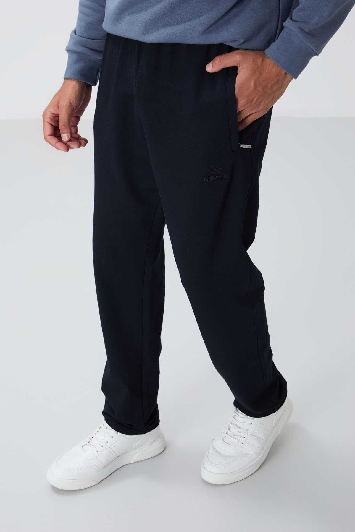 Tommylife Toptan Dar Kalıp Klasik Paça Erkek Eşofman Alt 84669 Siyah