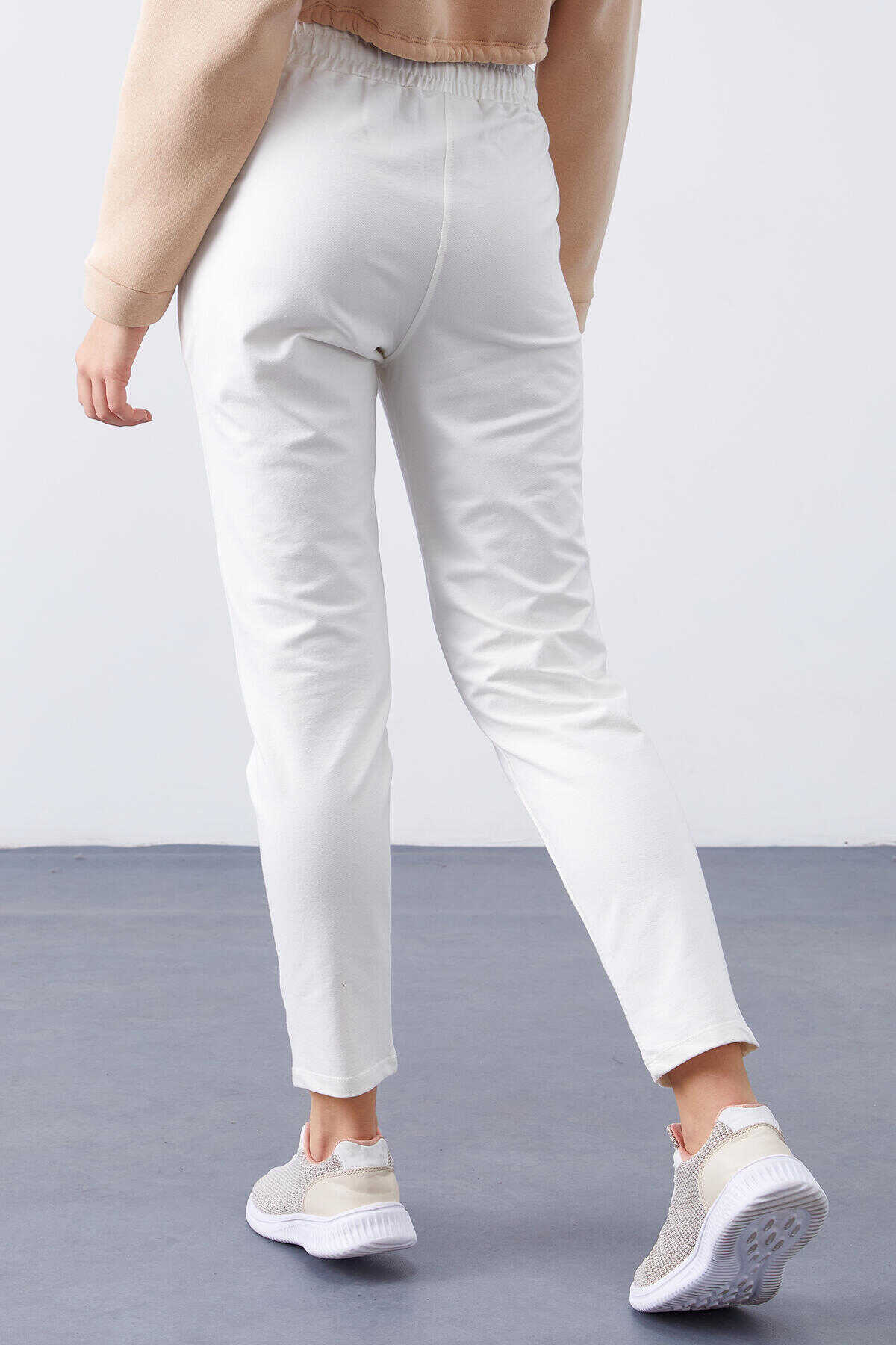 Tommylife Toptan Siyah Yüksek Bel Jogger Rahat Form Dar Paça Kadın Eşofman Alt - 94566