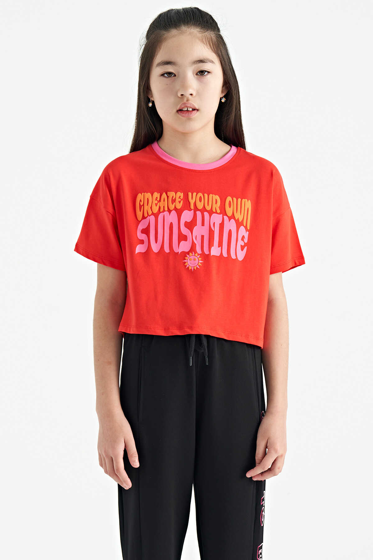 Tommylife Toptan Fiesta Renkli Yazı Baskılı O Yaka Oversize Kısa Kollu Kız Çocuk T-Shirt - 75111