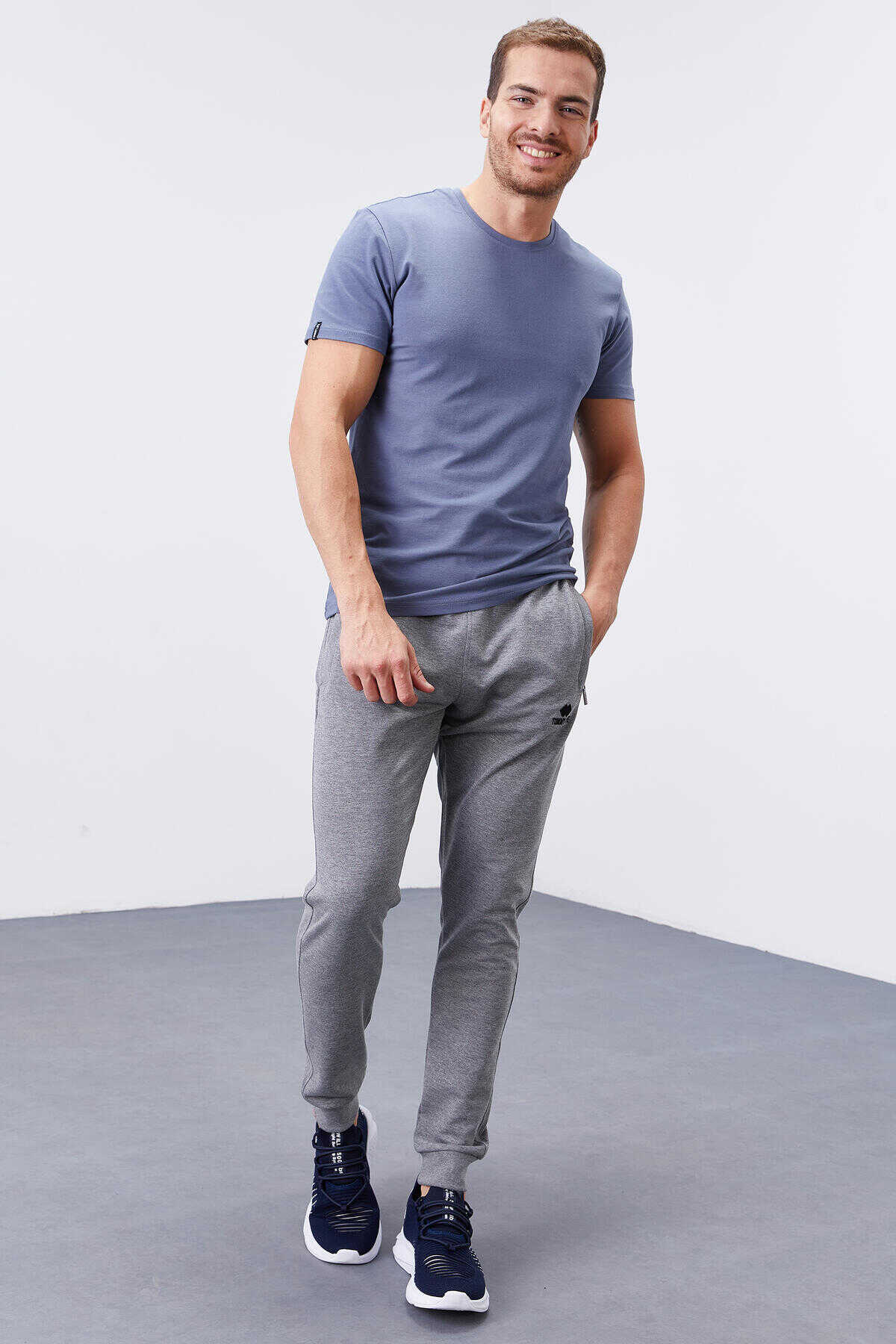 Tommylife Toptan Siyah Fermuar Cepli Dar Kalıp Jogger Erkek Eşofman Alt - 84343