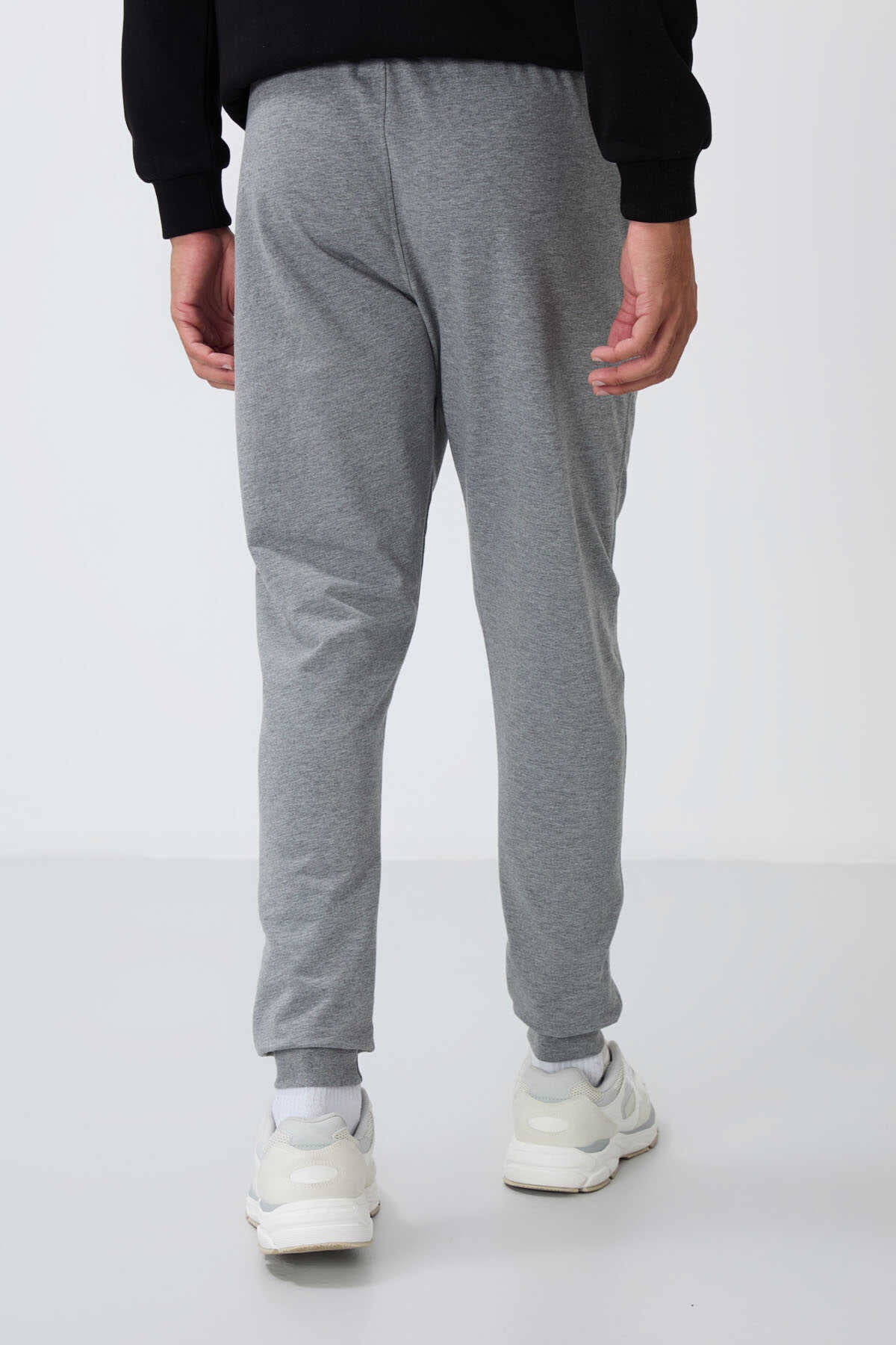 Tommylife Toptan Siyah Fermuar Cepli Standart Kalıp Jogger Erkek Eşofman Alt - 84651