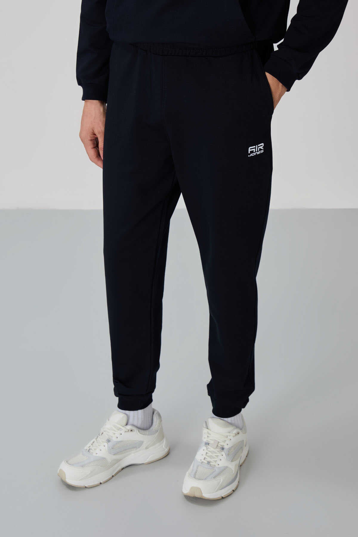 Tommylife Toptan Herbert Standart Kalıp Dik Yaka Erkek Eşofman Takım 85233 Lacivert