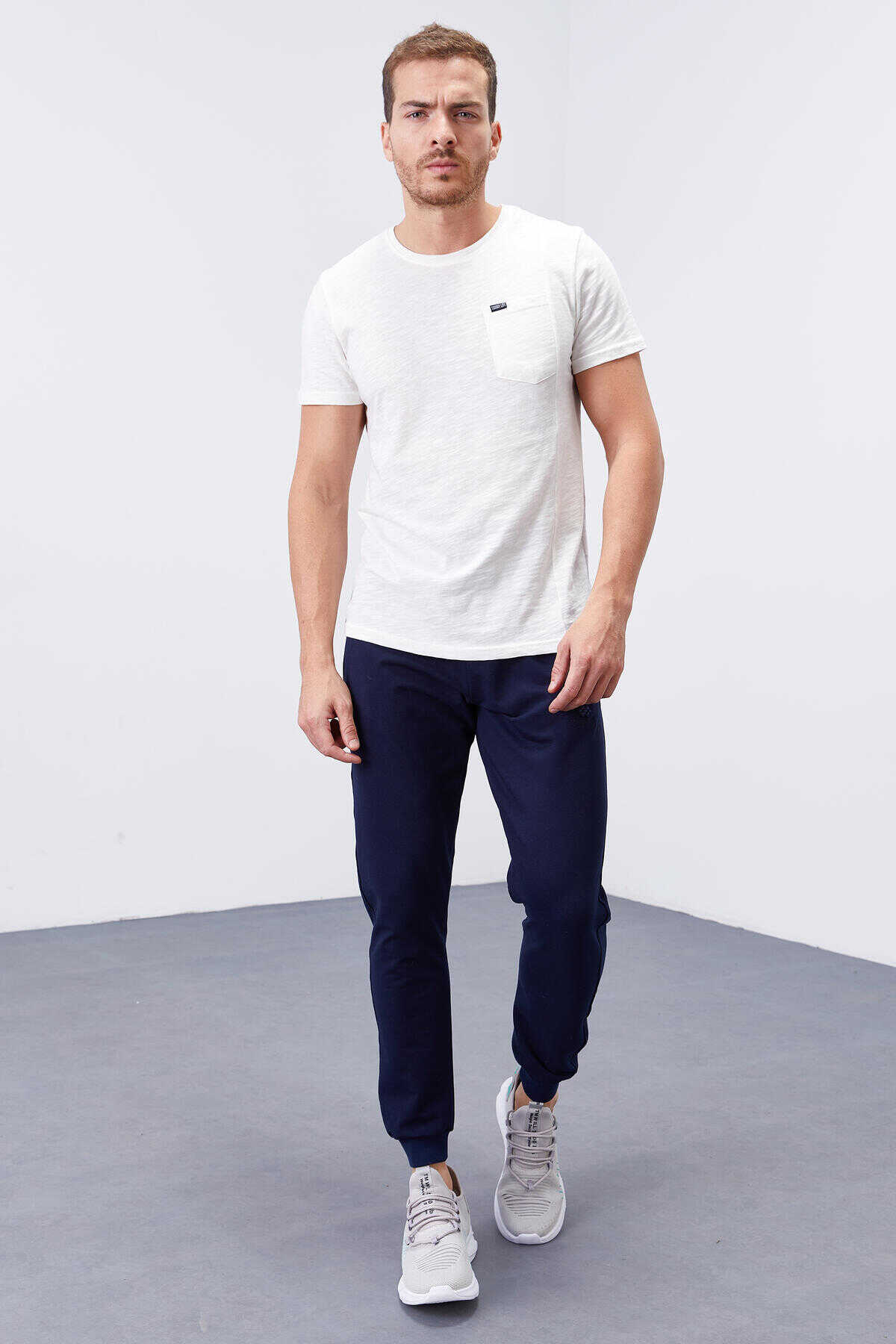 Tommylife Toptan Siyah Fermuar Cepli Dar Kalıp Jogger Erkek Eşofman Alt - 84343