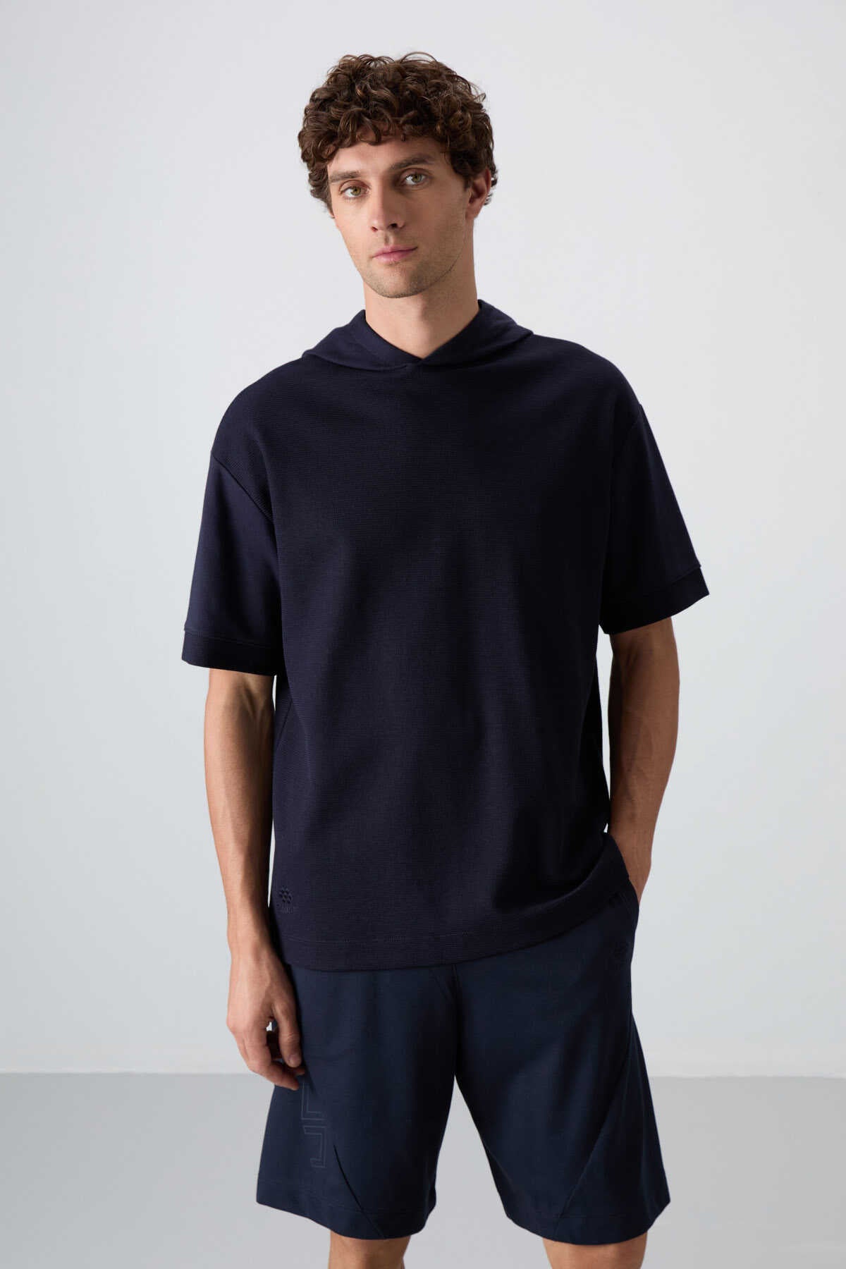 Tommylife Wholesale Hooded Oversize Basic Men's T-Shirt 88335 Black