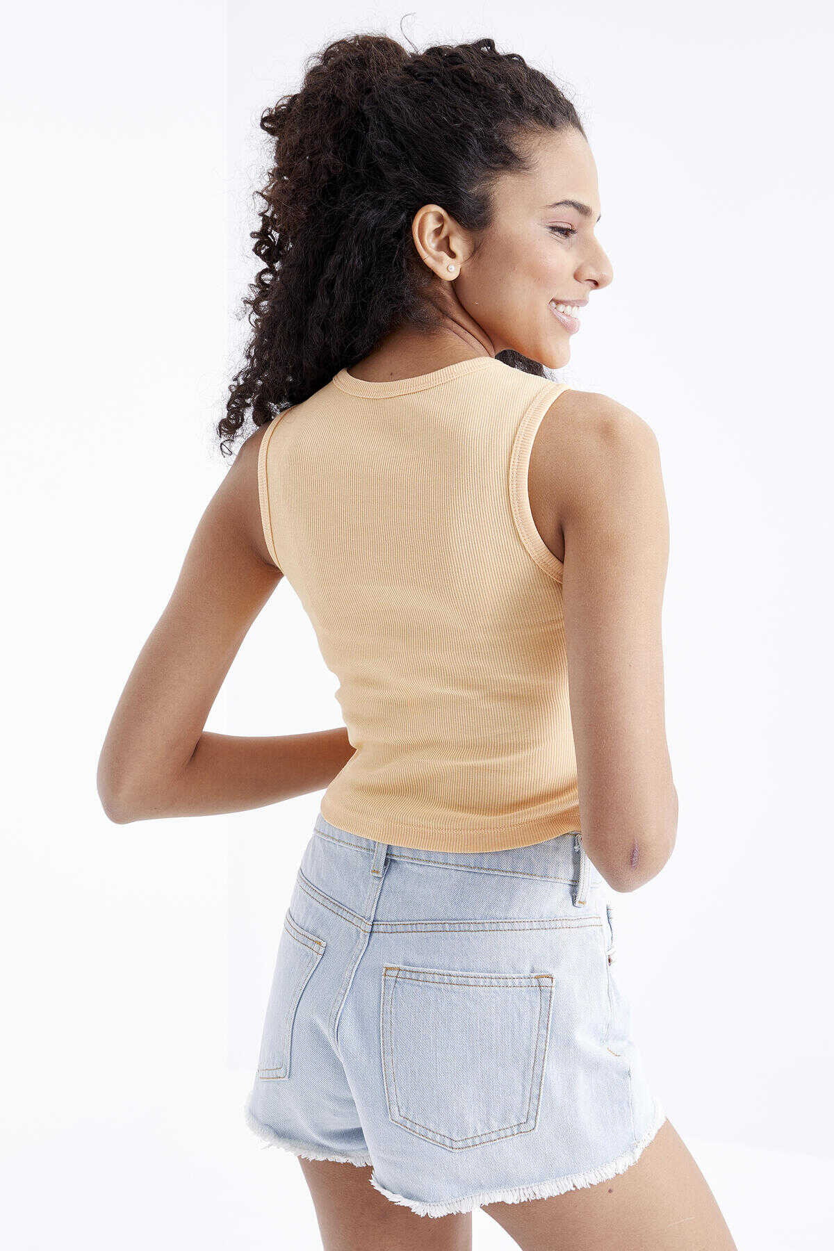 Tommylife Toptan Yeşil Basic Kolsuz O Yaka Kadın Crop Top Atlet - 97204