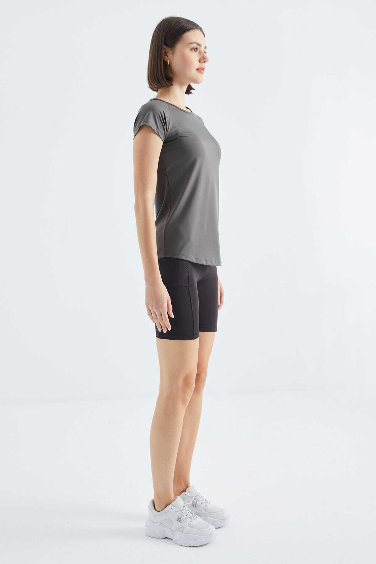 Tommylife Wholesale Dark Gray Short Sleeve Standard Fit Crew Neck Women's T-Shirt with Back Window - 97101