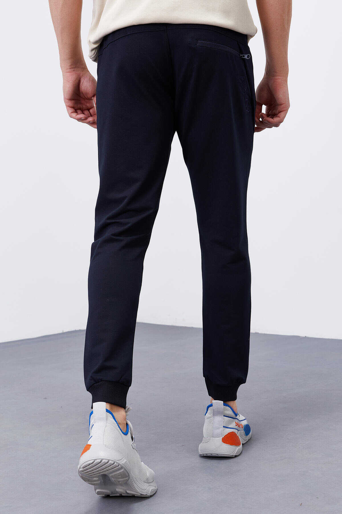 Tommylife Toptan Siyah Fermuar Cepli Dar Kalıp Jogger Erkek Eşofman Alt - 84343