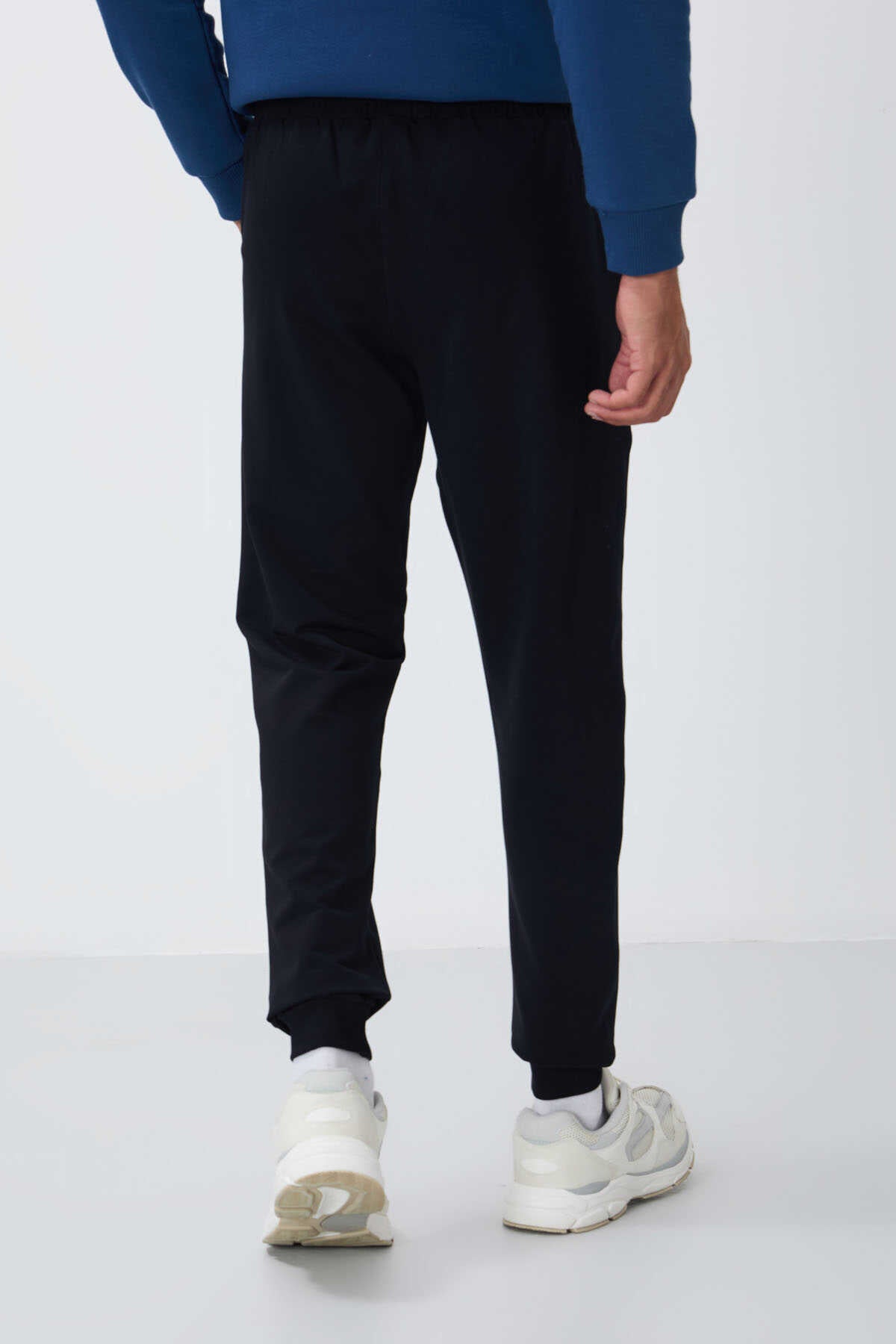 Tommylife Toptan Siyah Klasik Cepli Standart Kalıp Manşetli Erkek Eşofman Alt - 84652