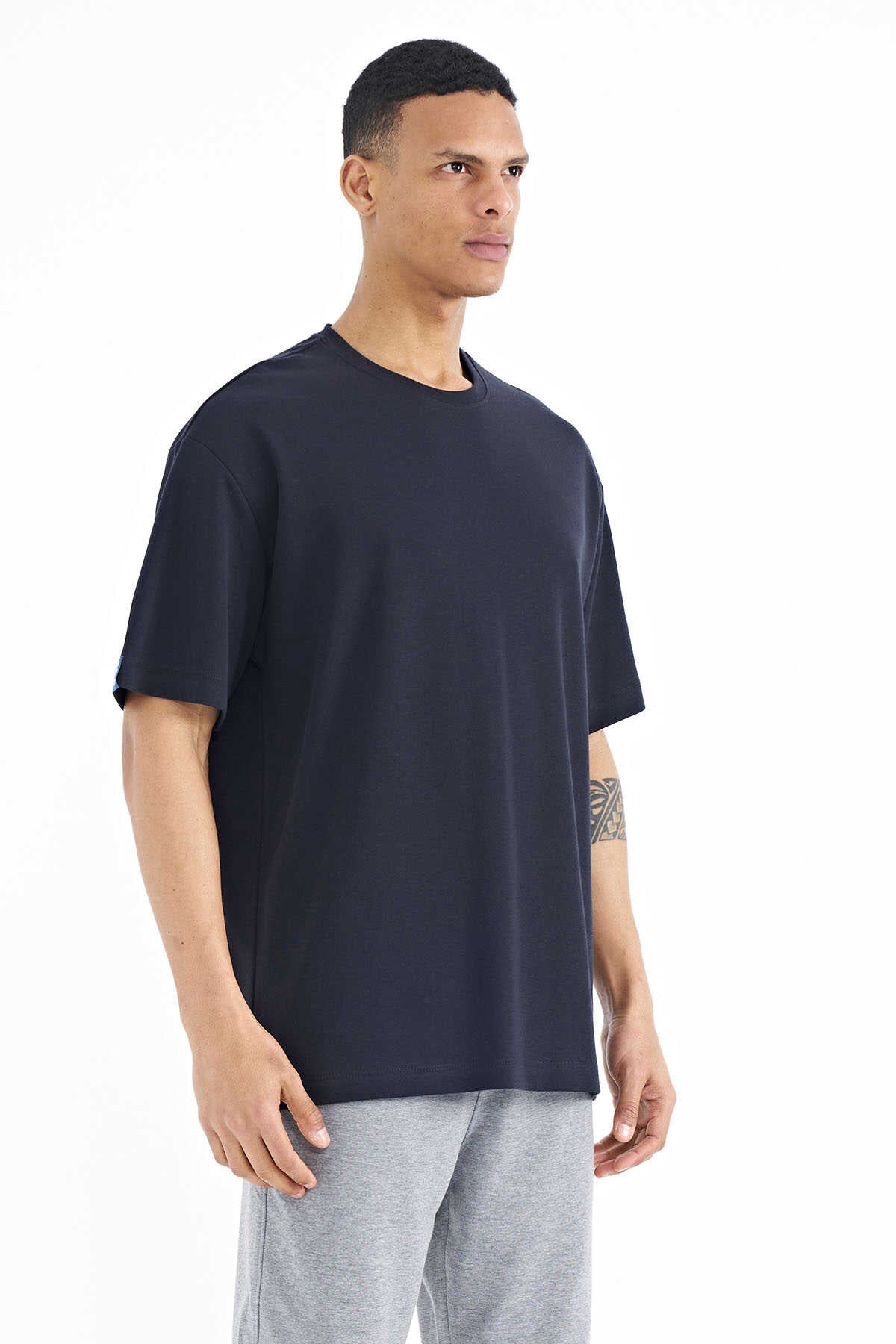 Tommylife Toptan Lacivert Kol Arma Detaylı Basic Oversize Erkek T-Shirt - 88193