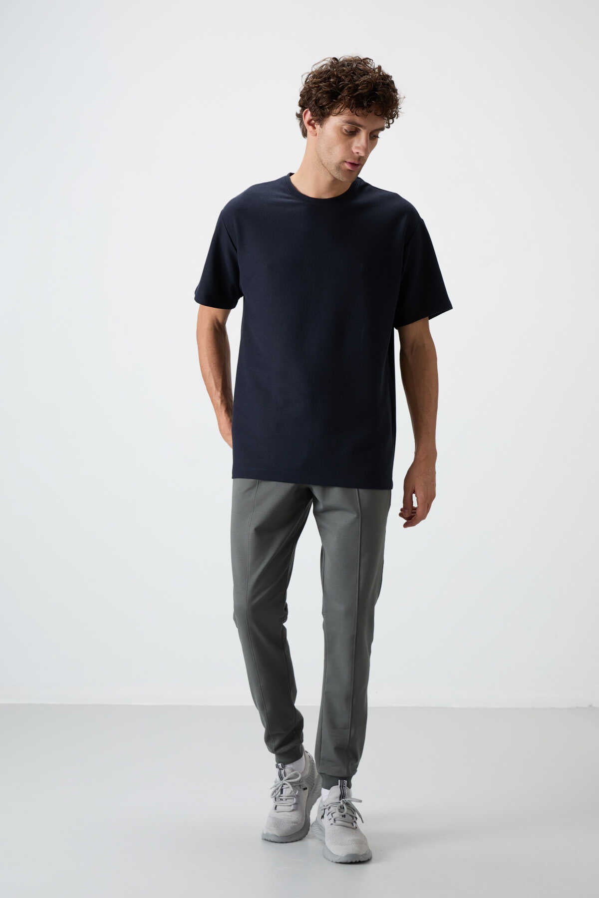 Tommylife Wholesale Crew Neck Oversize Basic Men's T-Shirt 88379 Black