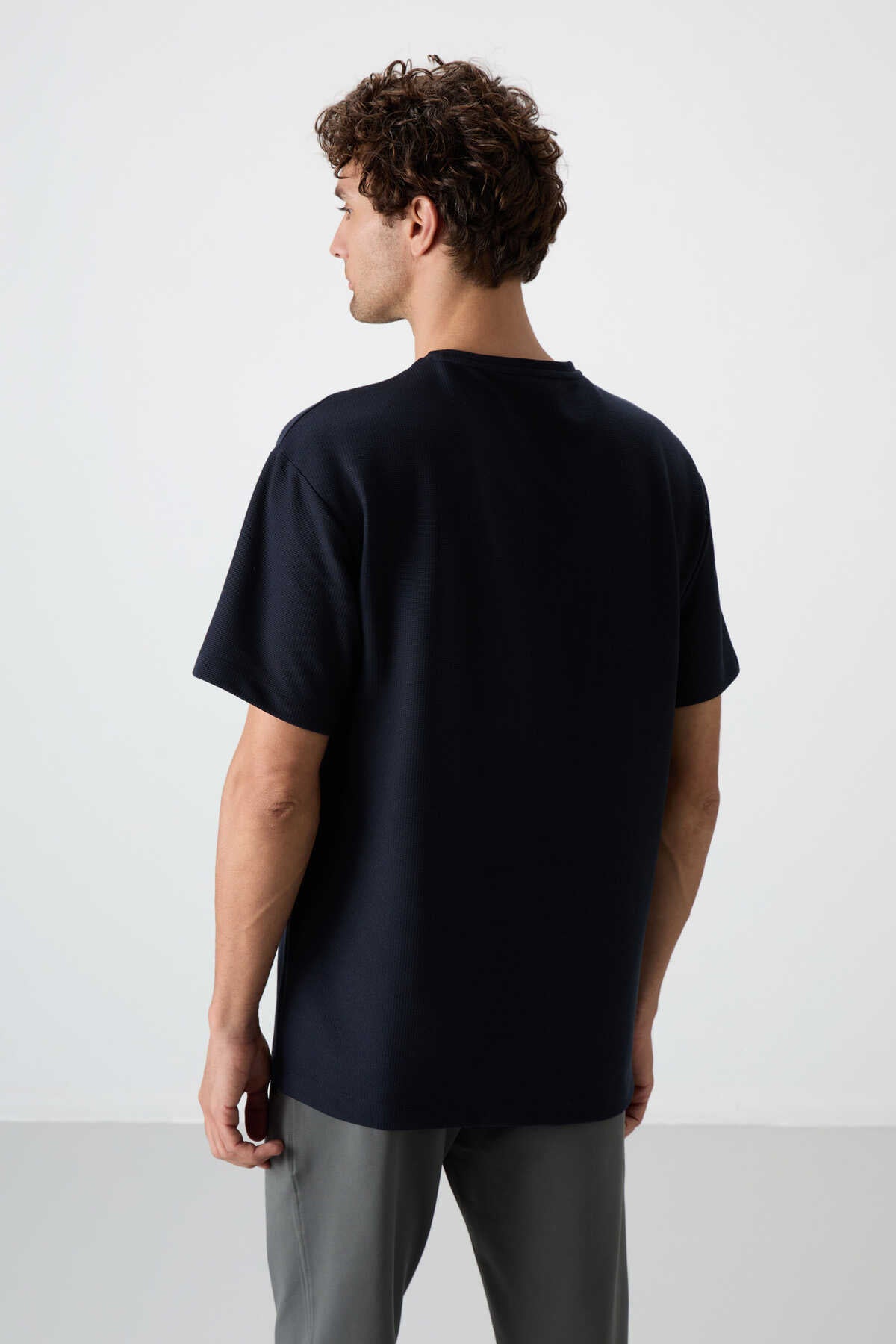 Tommylife Wholesale Crew Neck Oversize Basic Men's T-Shirt 88379 Black