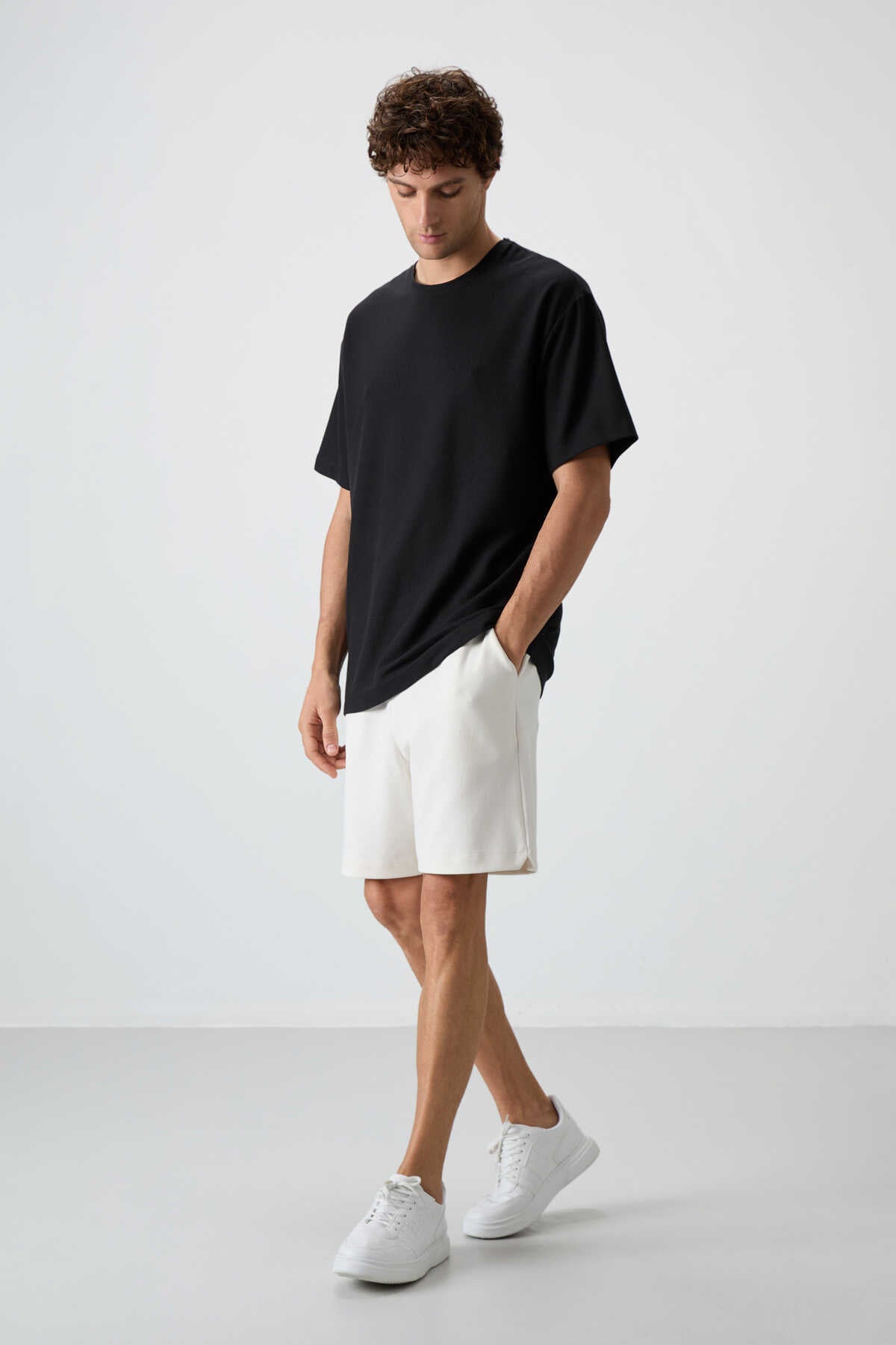 Tommylife Wholesale Crew Neck Oversize Basic Men's T-Shirt 88379 Black