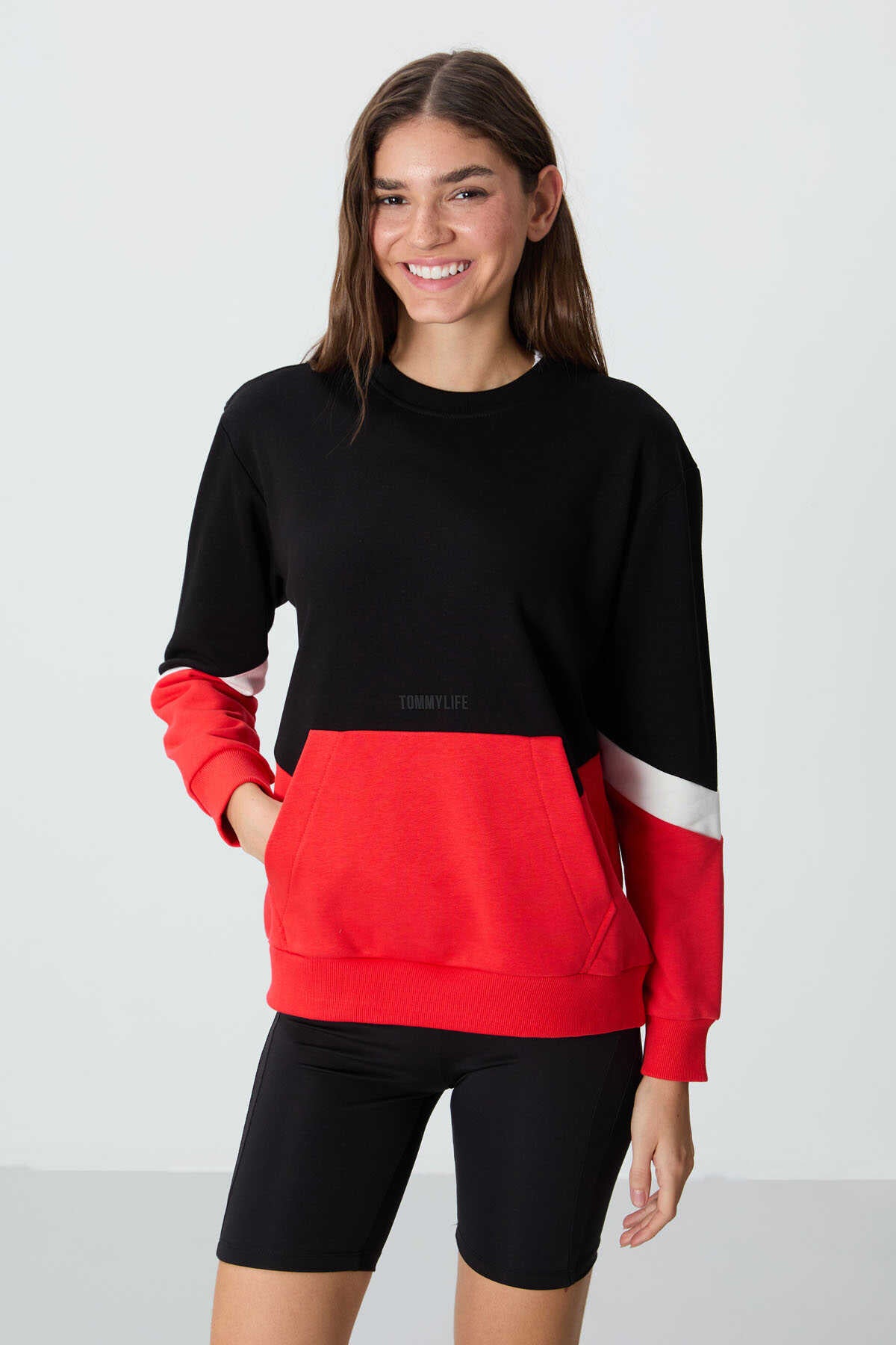 Tommylife Wholesale Crew Neck Oversized Women's Sweatshirt 97289 Black