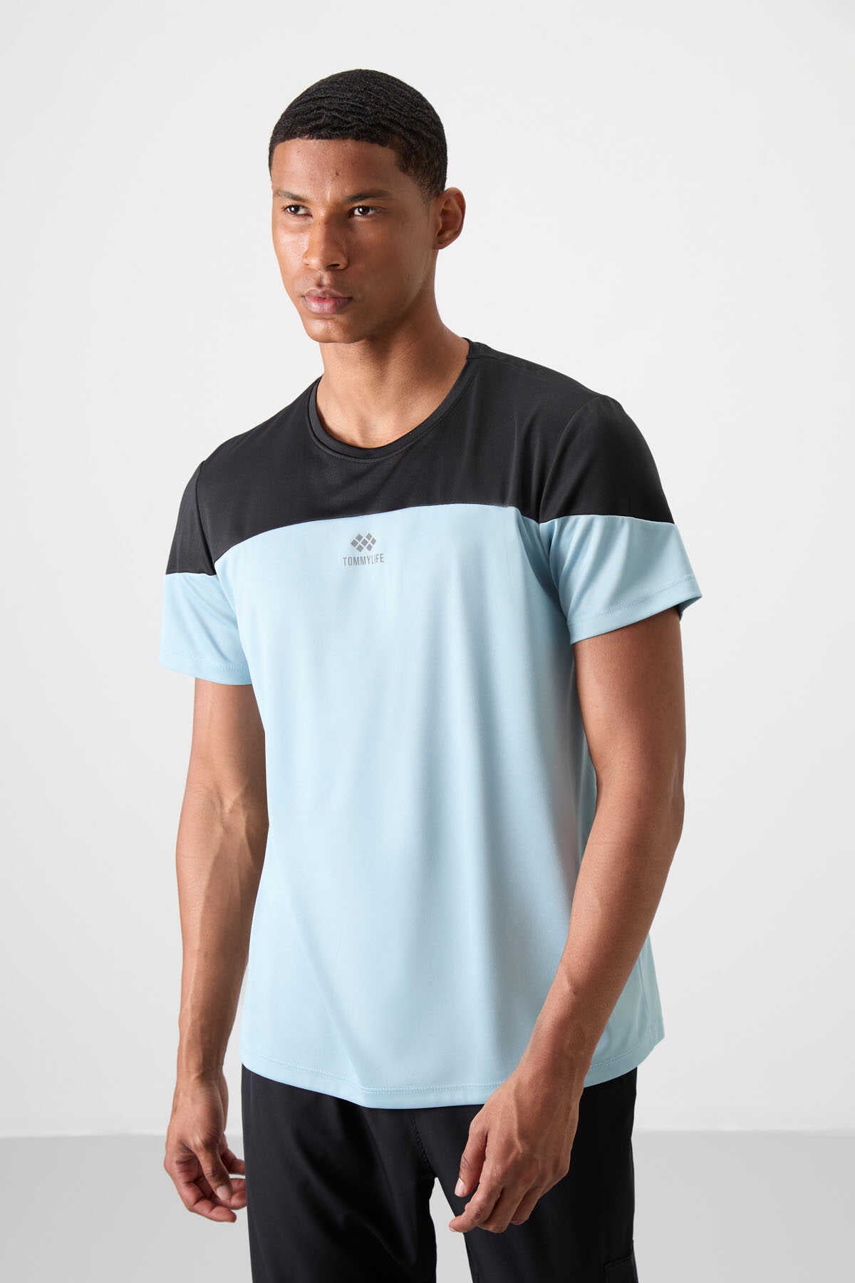 Tommylife Toptan O Yaka Standart Kalıp Aktif Spor Erkek T-Shirt 88386 Siyah