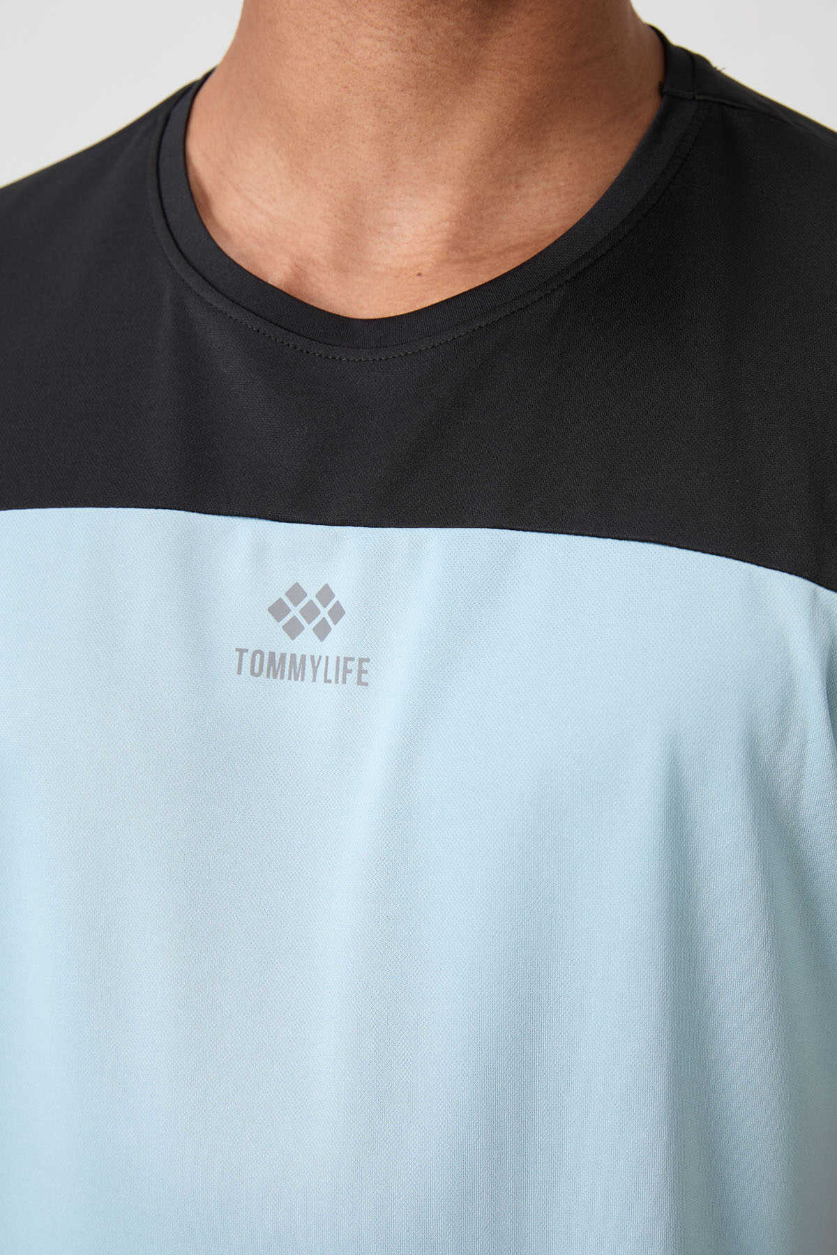 Tommylife Wholesale Crew Neck Standard Fit Active Sports Men's T-Shirt 88386 Black