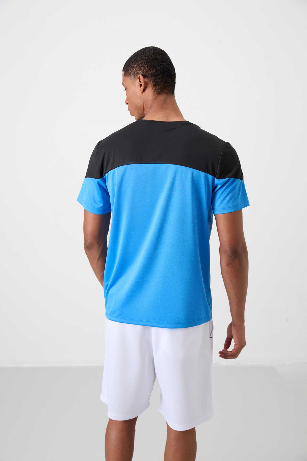 Tommylife Wholesale Crew Neck Standard Fit Active Sports Men's T-Shirt 88386 Black