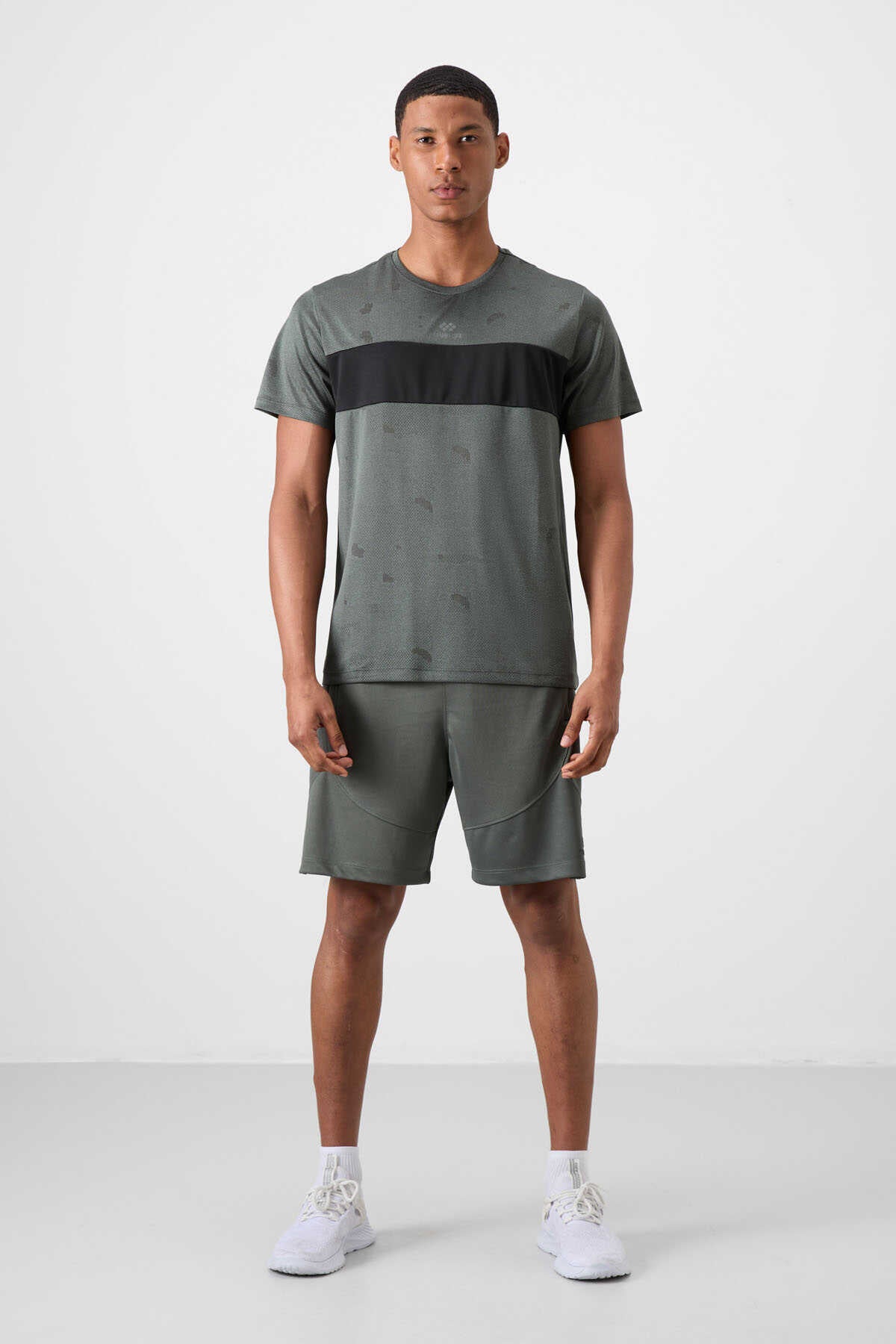 Tommylife Toptan O Yaka Standart Kalıp Aktif Spor Erkek T-Shirt 88398 Siyah