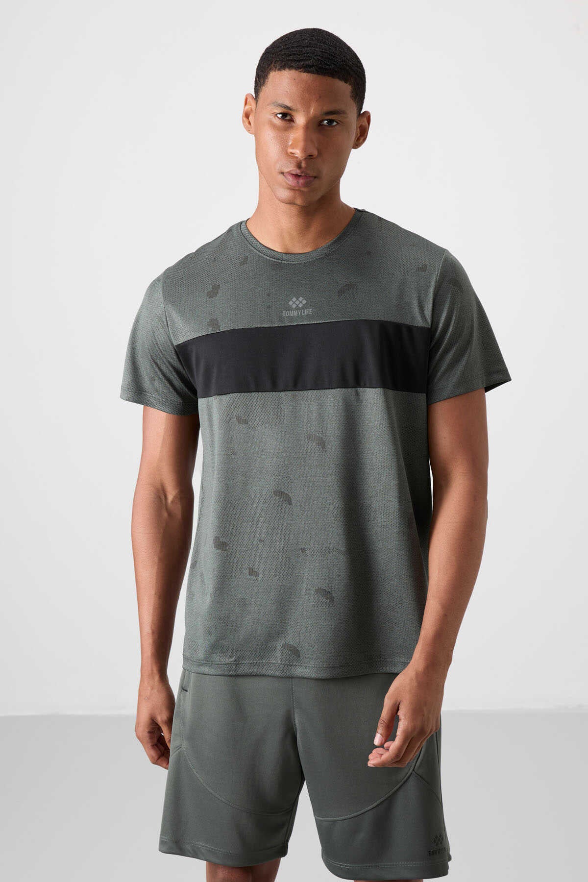 Tommylife Toptan O Yaka Standart Kalıp Aktif Spor Erkek T-Shirt 88398 Siyah