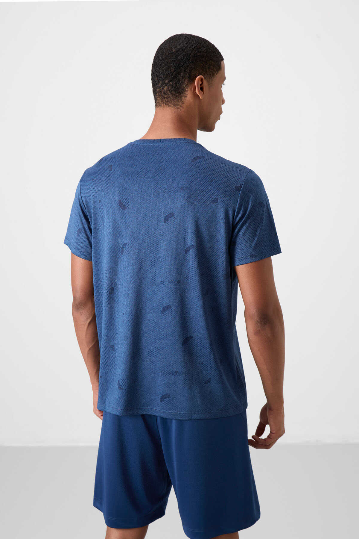 Tommylife Toptan O Yaka Standart Kalıp Aktif Spor Erkek T-Shirt 88398 Siyah