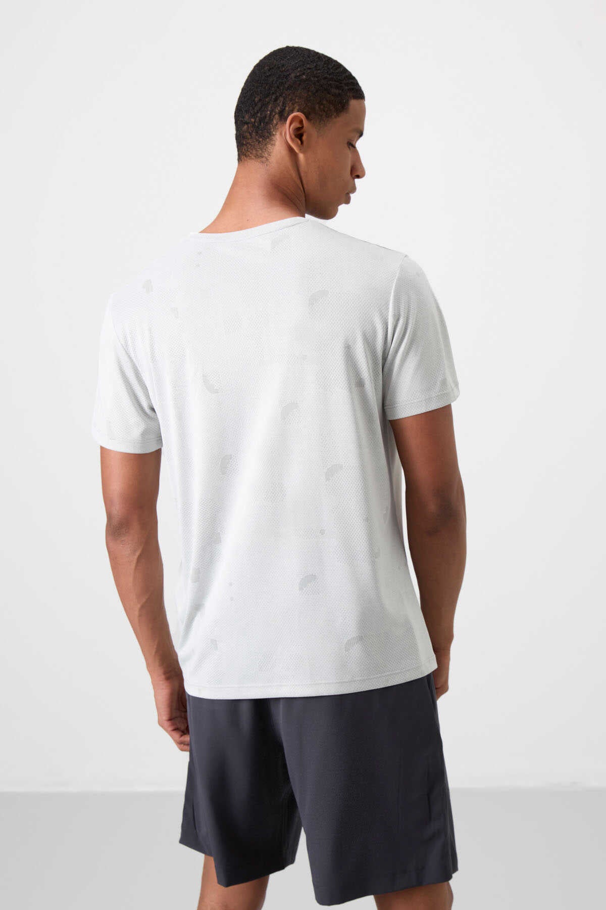 Tommylife Toptan O Yaka Standart Kalıp Aktif Spor Erkek T-Shirt 88398 Siyah
