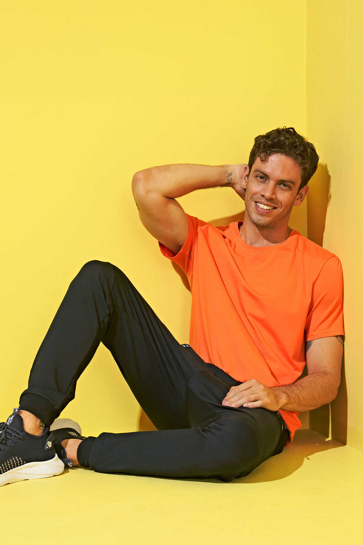 Tommylife Wholesale Crew Neck Standard Fit Basic Men's T-Shirt 87911 Orange