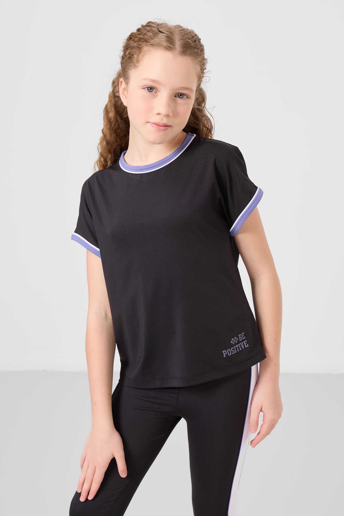 Tommylife Toptan O Yaka Yan Şerit Detaylı Standart Fit Performans Kız Çocuk Tayt Takım 75191 Beyaz Siyah