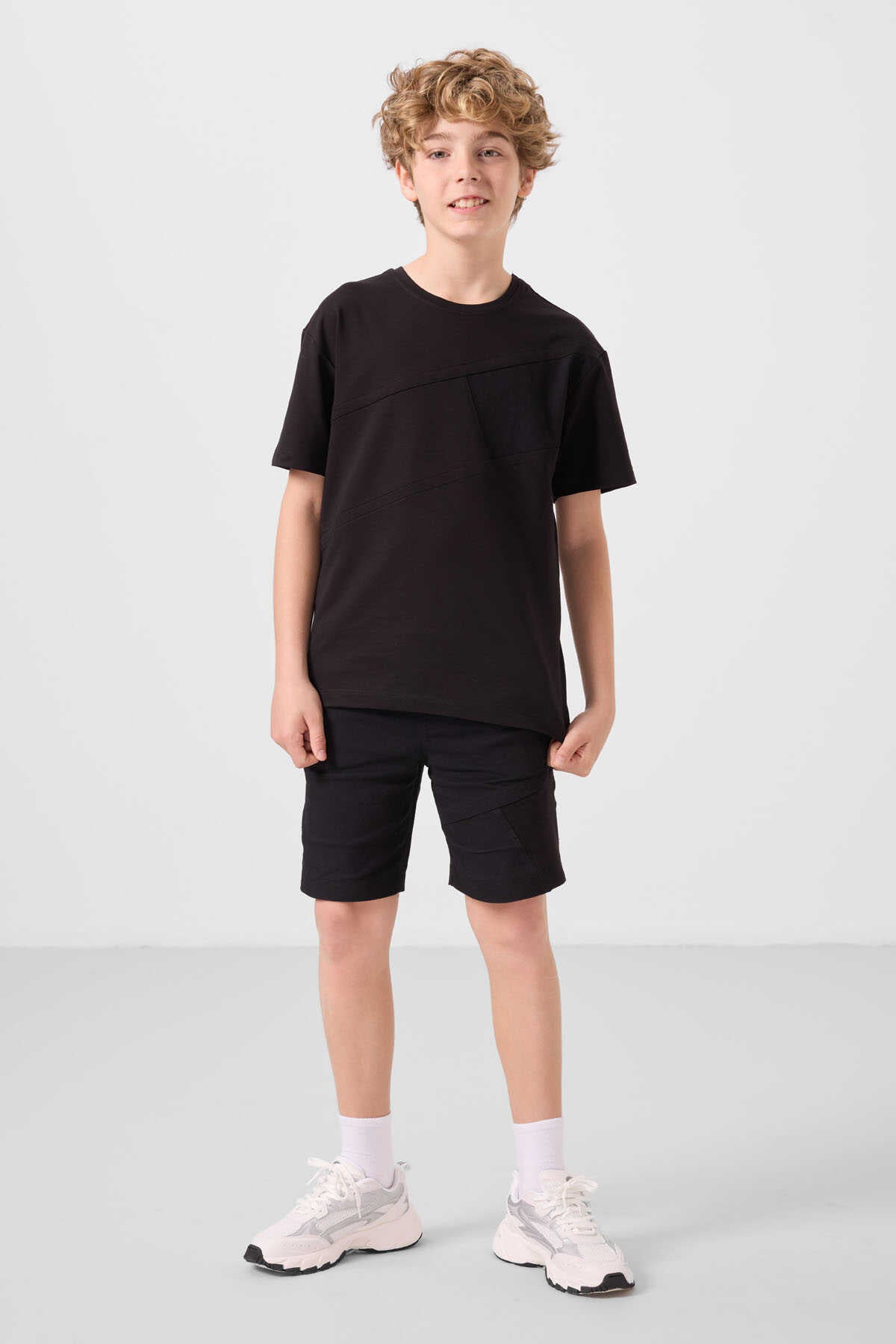 Tommylife Wholesale Cotton Oversize Fit Woven Light Stretch Chino Boys' Shorts Set 11275 Black