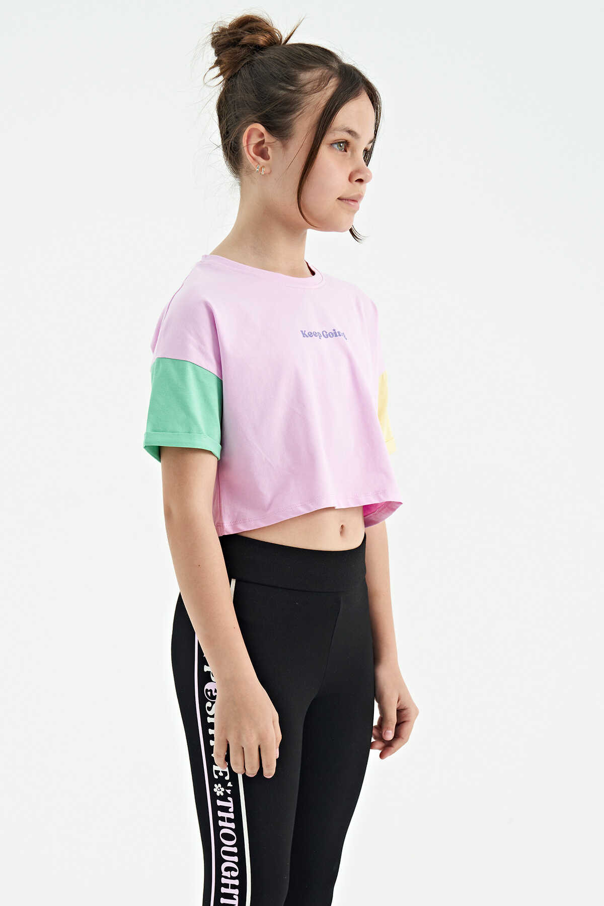 Tommylife Toptan Siyah Yazı Baskılı O Yaka Düşük Omuzlu Oversize Kız Çocuk T-Shirt - 75130