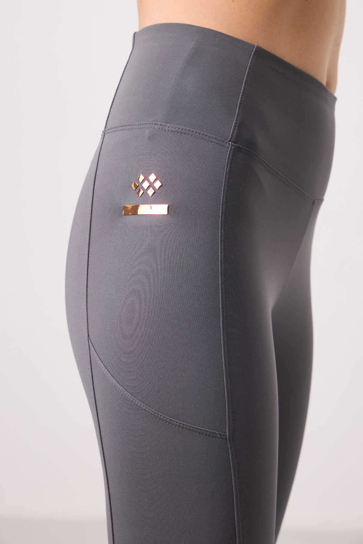 Tommylife Wholesale Polyester Flexible Standard Fit Performance Women's Leggings - 94667 Black