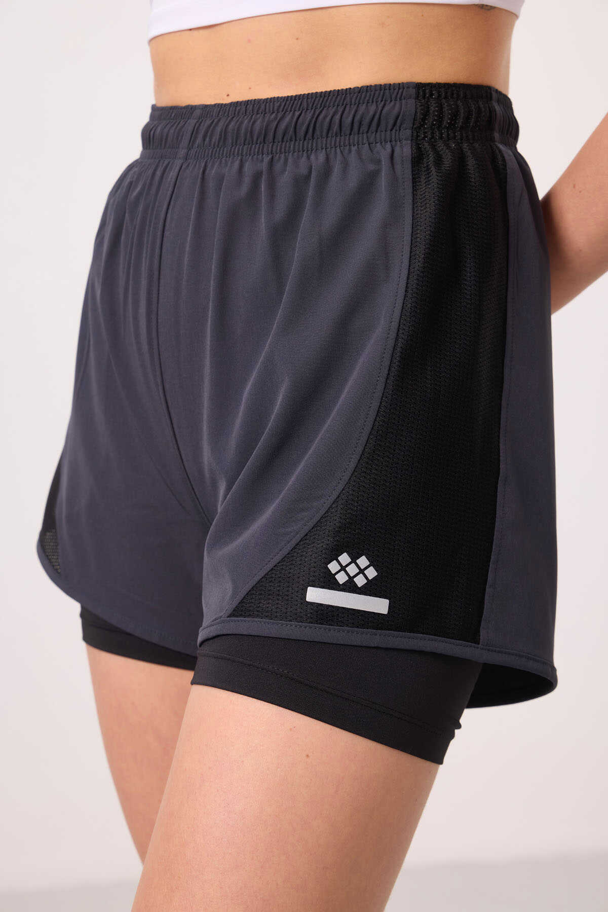 Tommylife Wholesale Polyester Hidden Pocket Zipper Standard Fit Women's Shorts with Inner Leggings - 91015 Black