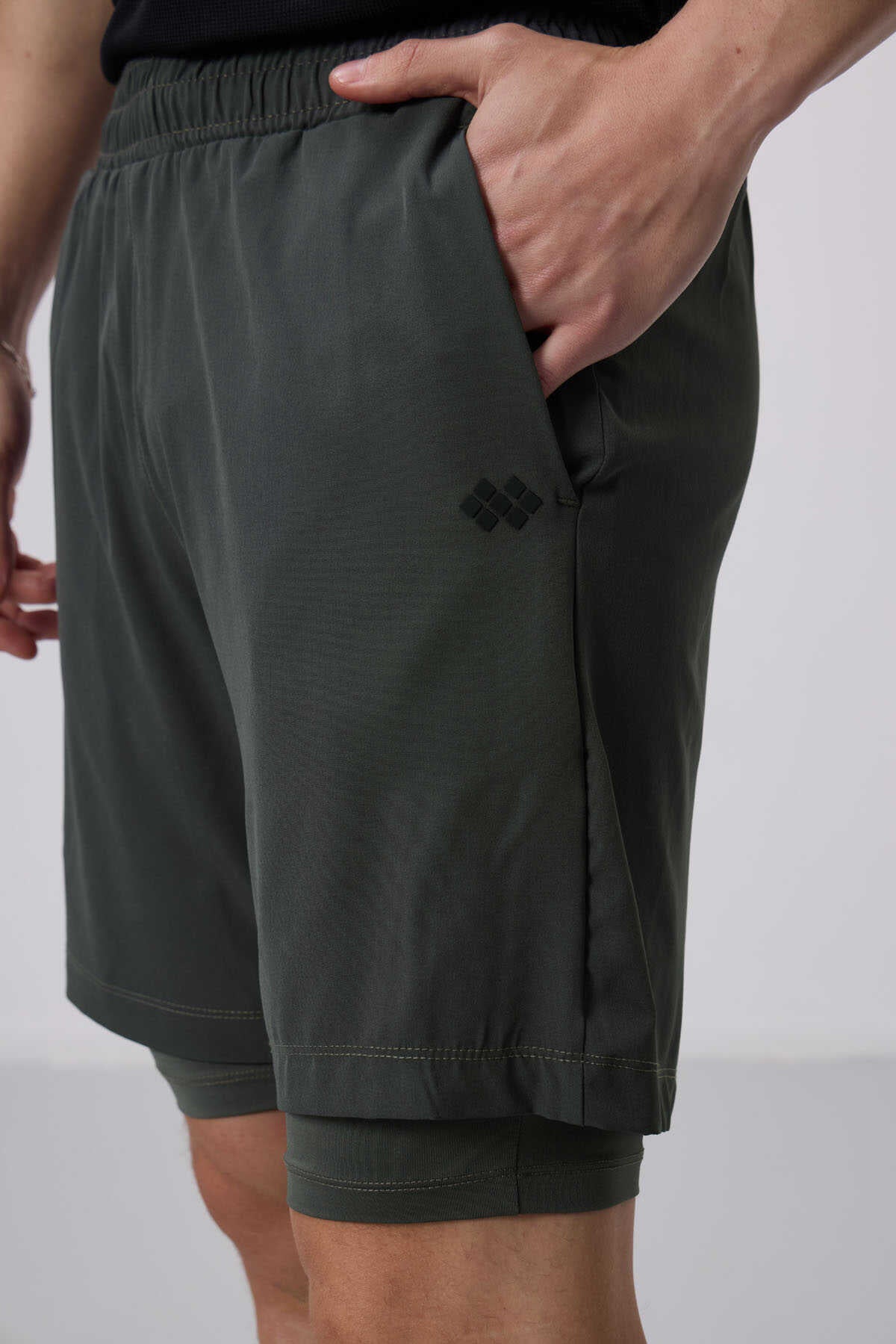 Tommylife Wholesale Polyester Standard Fit Men's Shorts with Tights 81287 Black