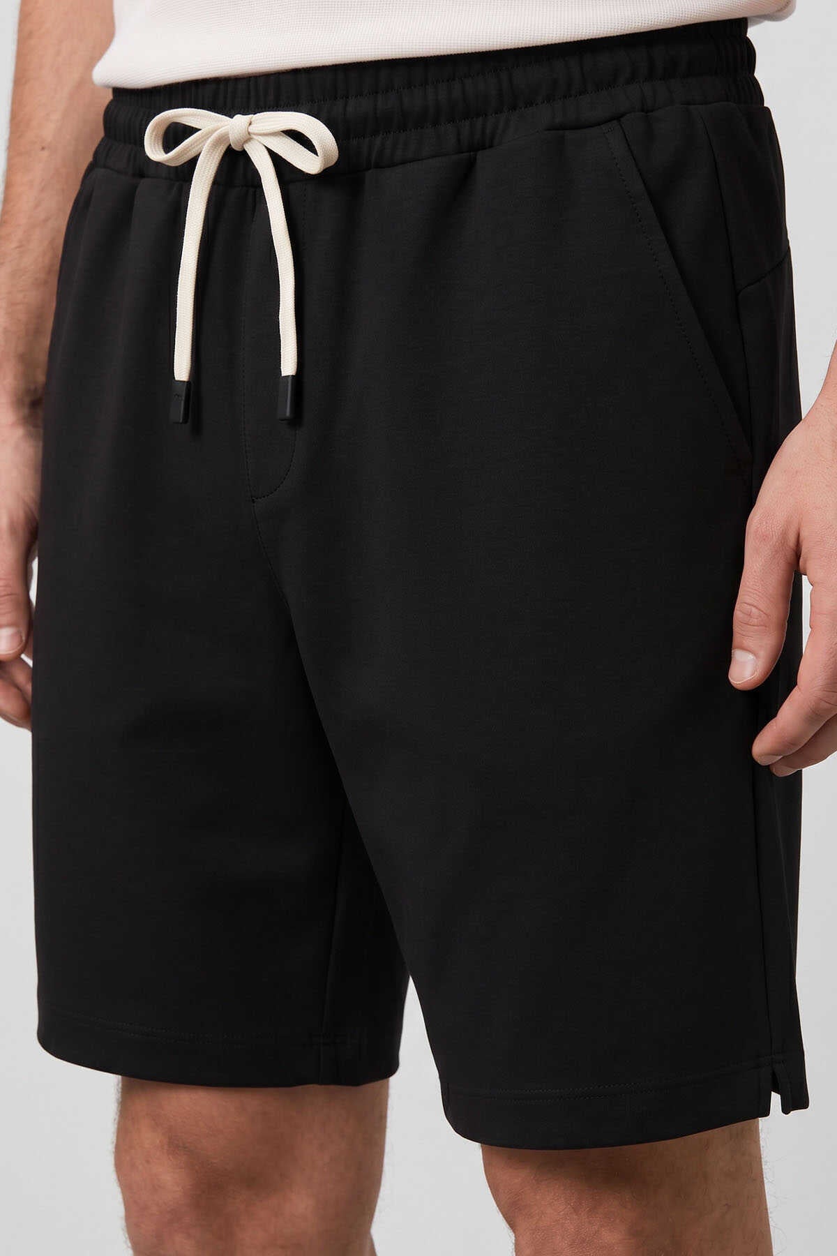 Tommylife Toptan Siyah Standart Fit Basic Arka Cepli Erkek Şort - 88314