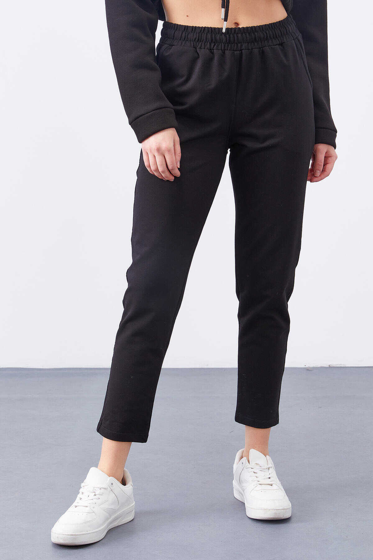 Tommylife Toptan Siyah Yüksek Bel Jogger Rahat Form Dar Paça Kadın Eşofman Alt - 94566