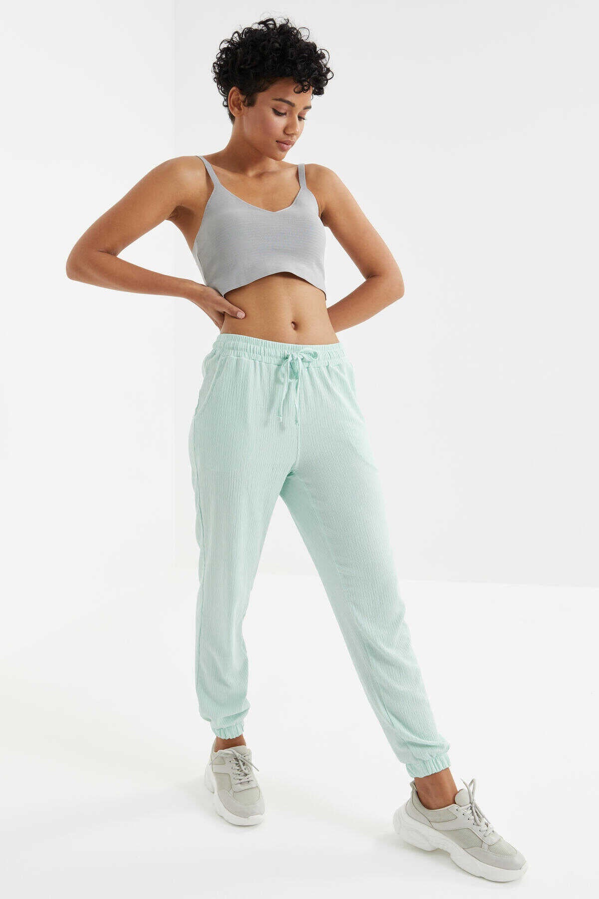 Tommylife Wholesale Water Green Gathered Waist Drawstring Jogger Crinkle Fabric Women's Sweatpants - 94620